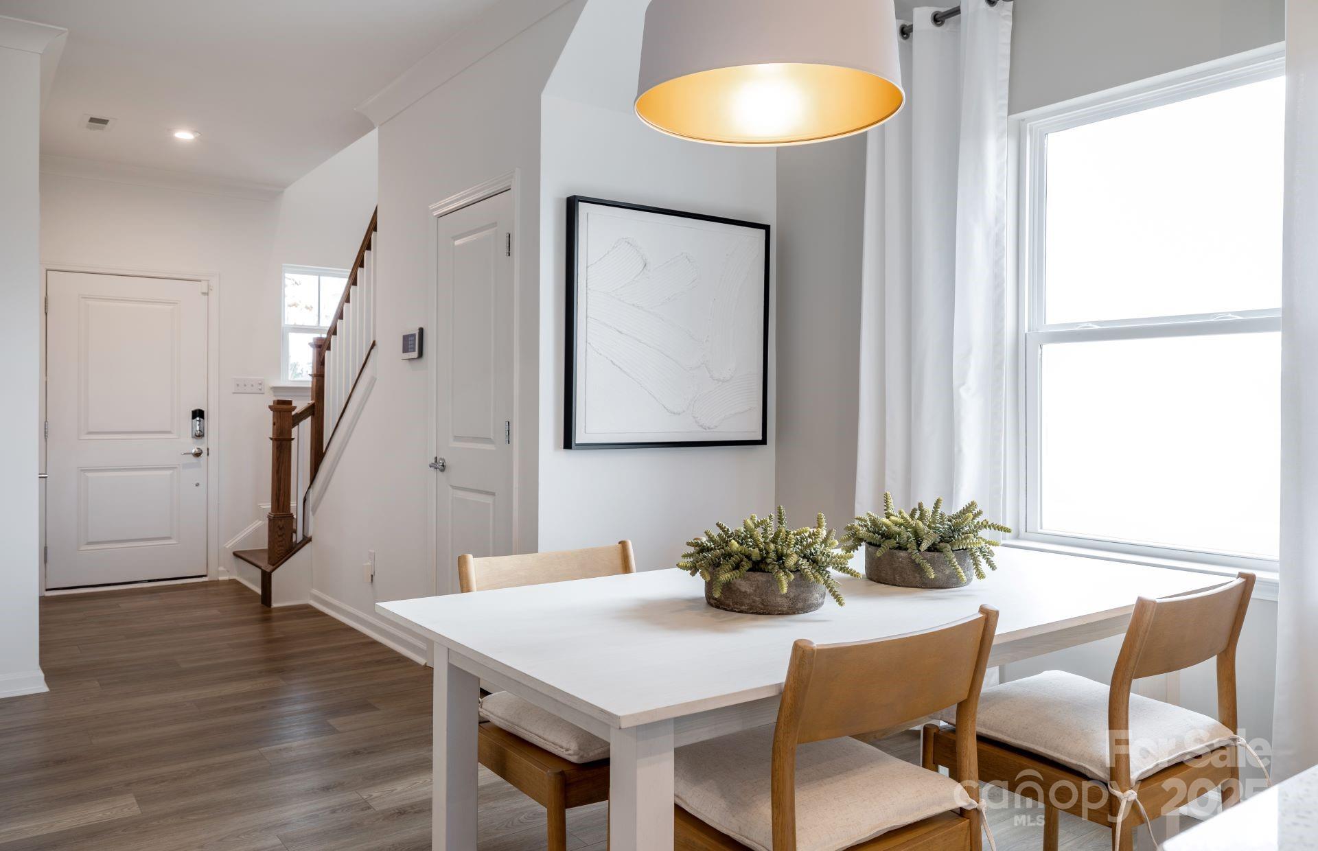 11529 Glasden Road 525 Property Photo 3