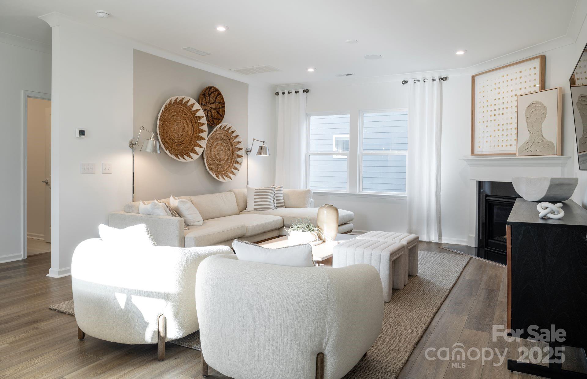 11529 Glasden Road 525 Property Photo 5