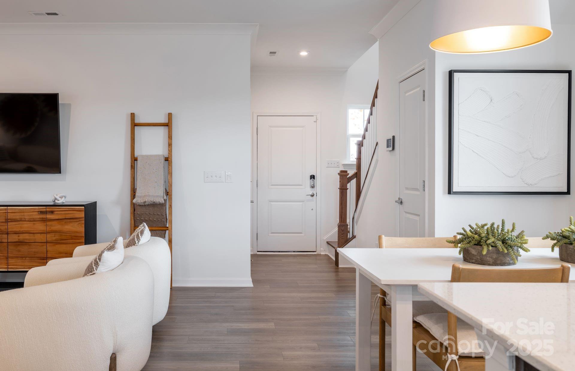 11529 Glasden Road 525 Property Photo 11