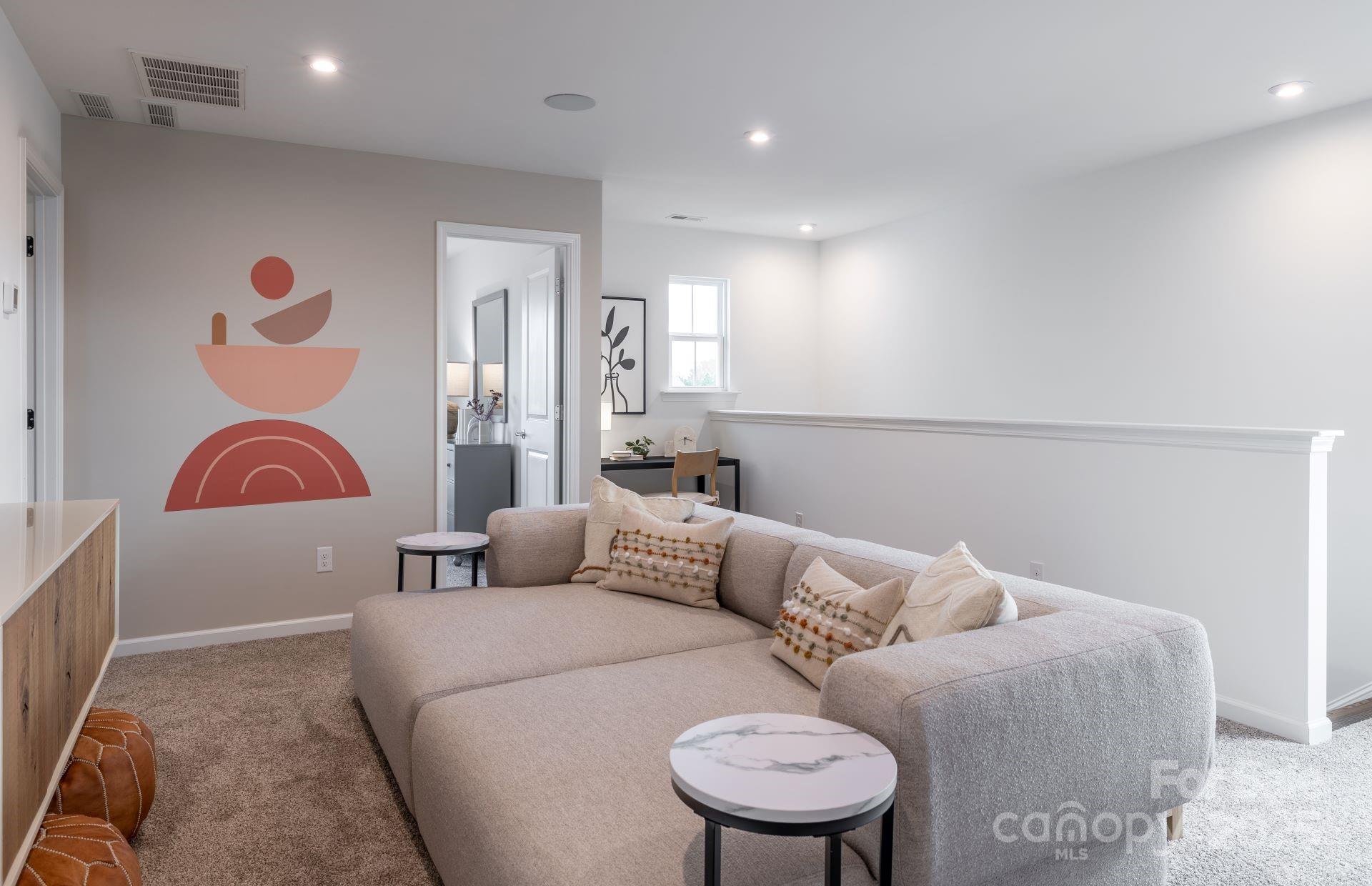 11529 Glasden Road 525 Property Photo 20