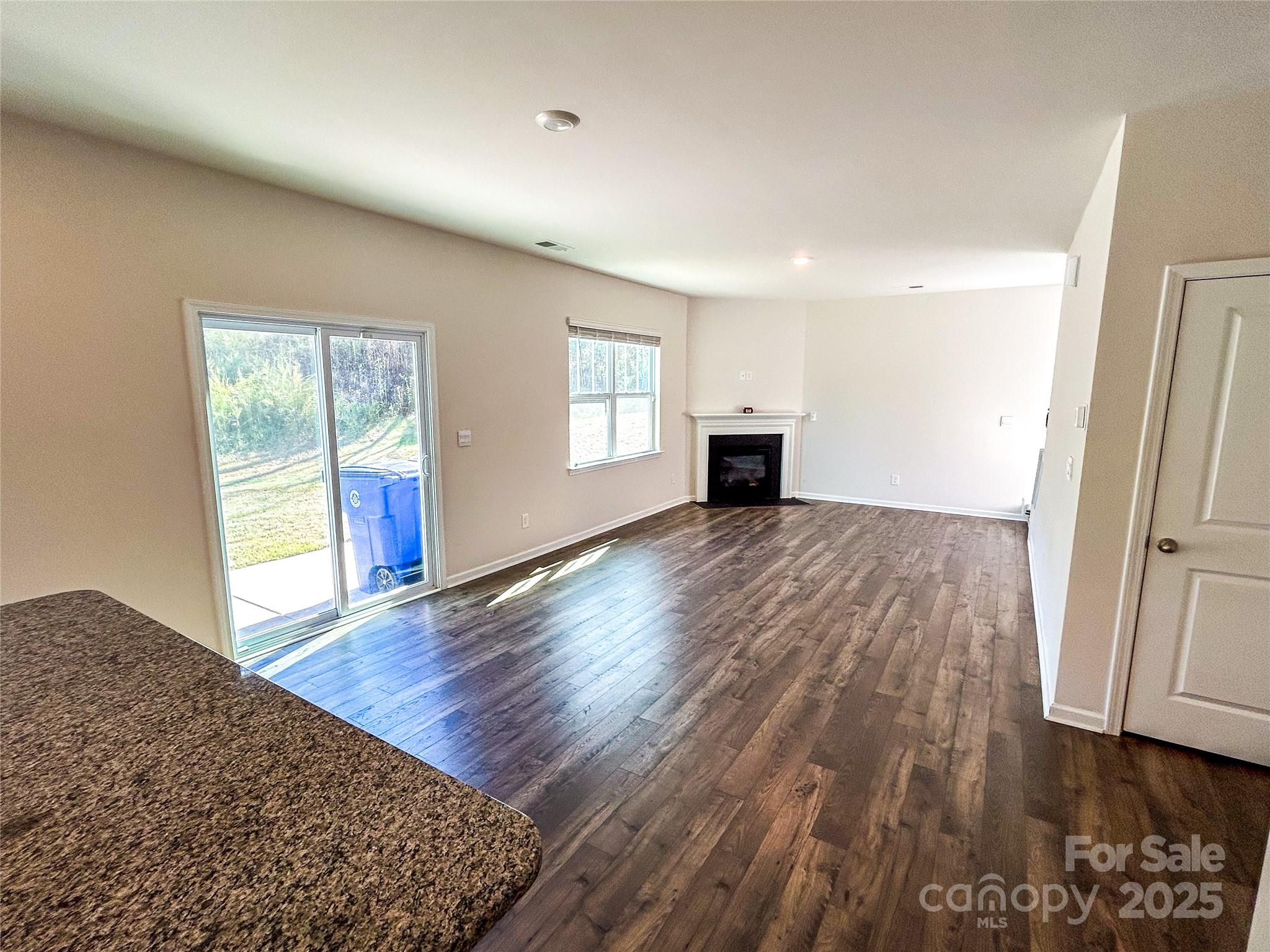 4120 Village Boulevard Property Photo 7