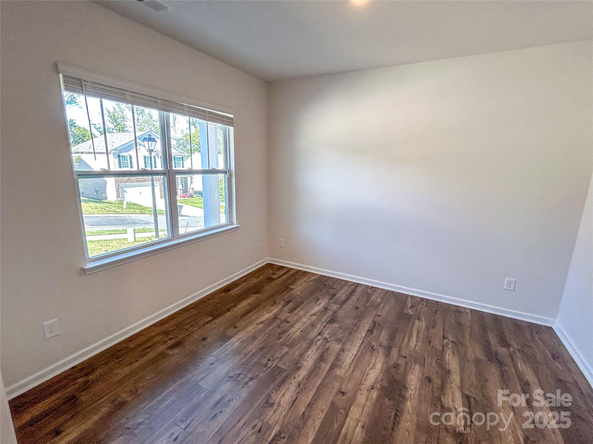 4120 Village Boulevard Property Photo 9