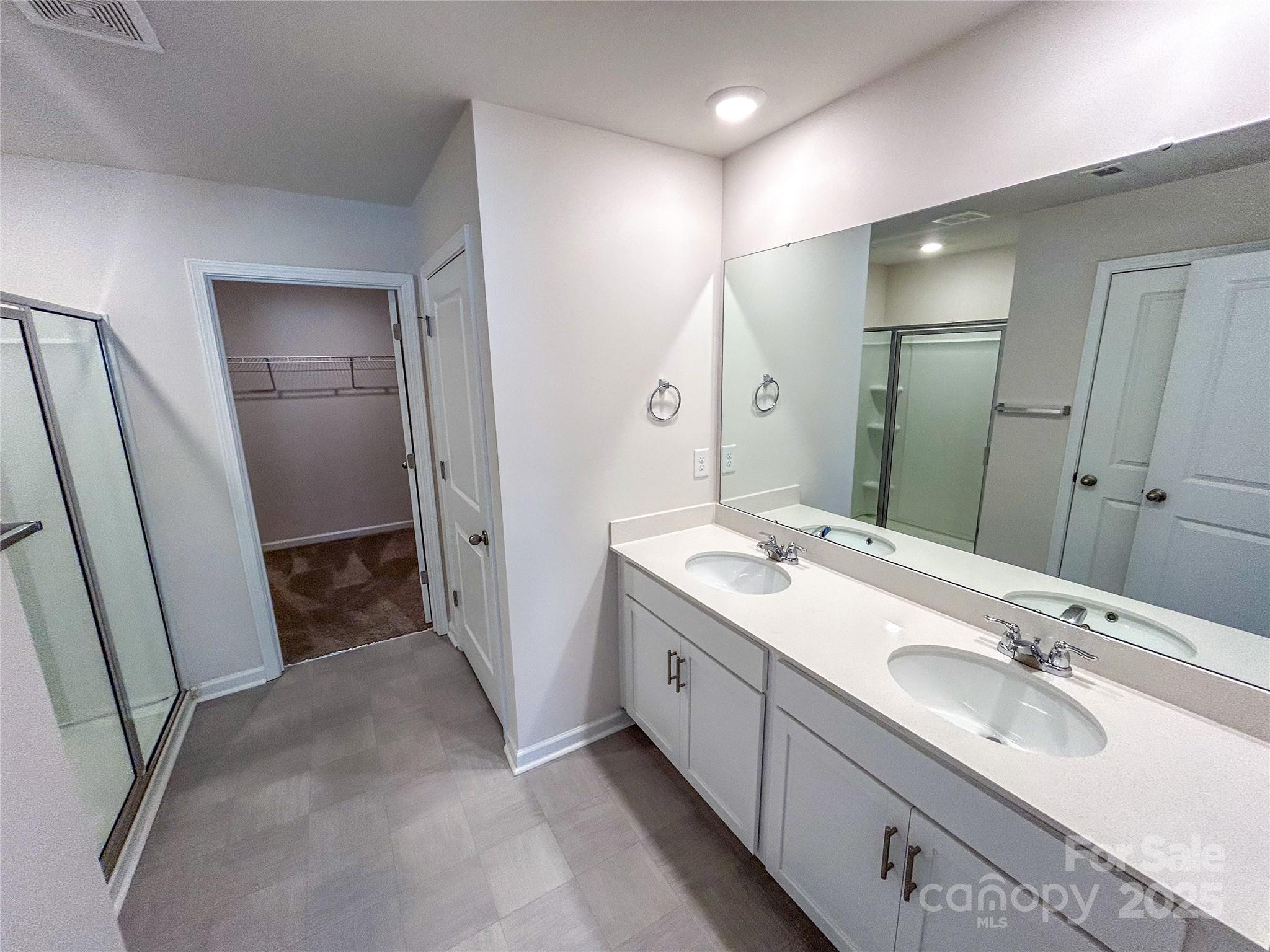 4120 Village Boulevard Property Photo 12