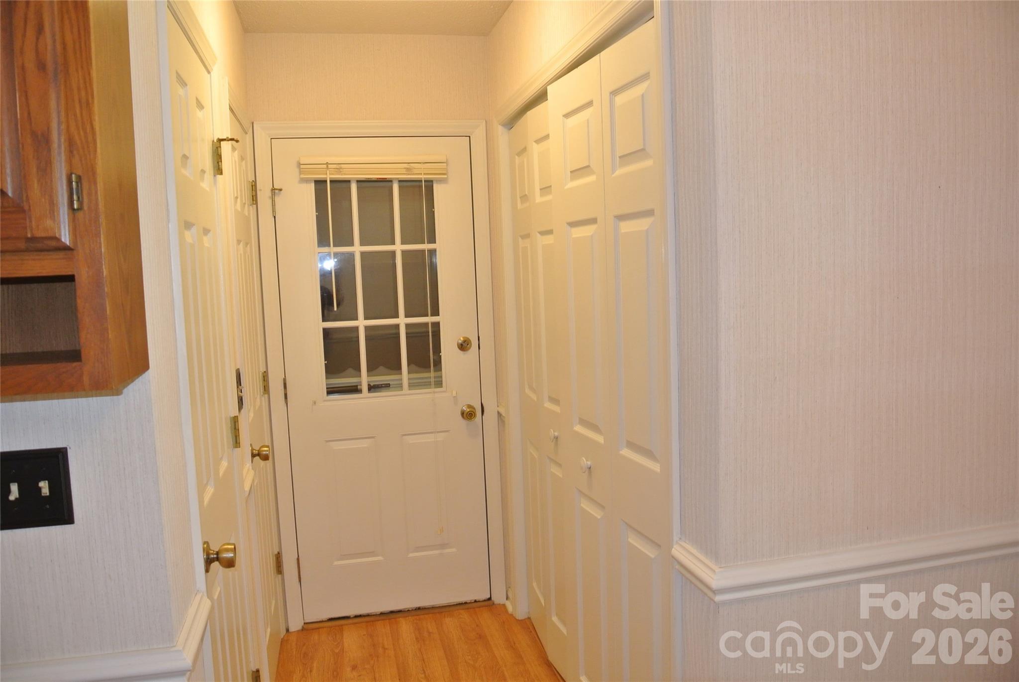112 Holly Court Property Photo 9