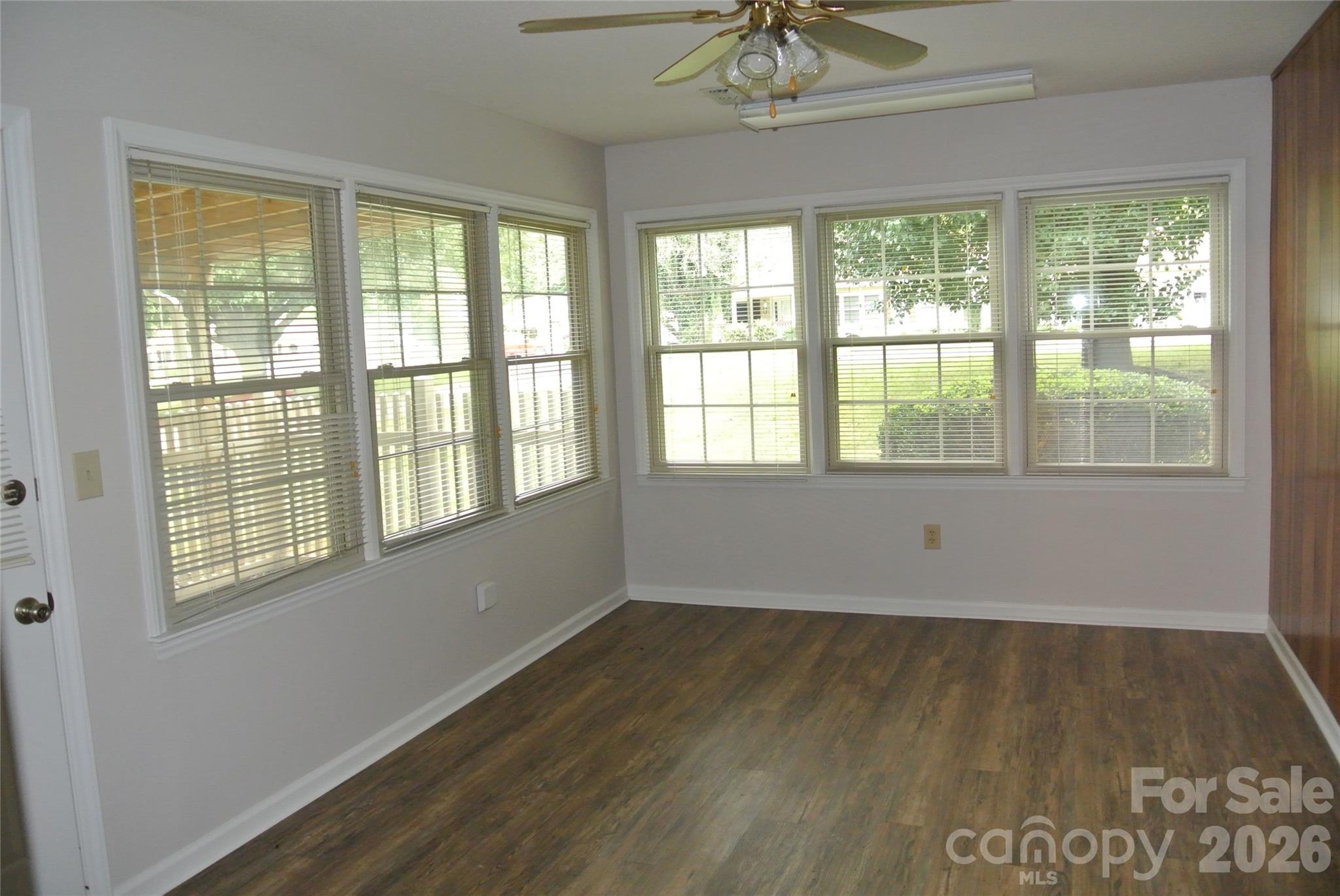112 Holly Court Property Photo 11