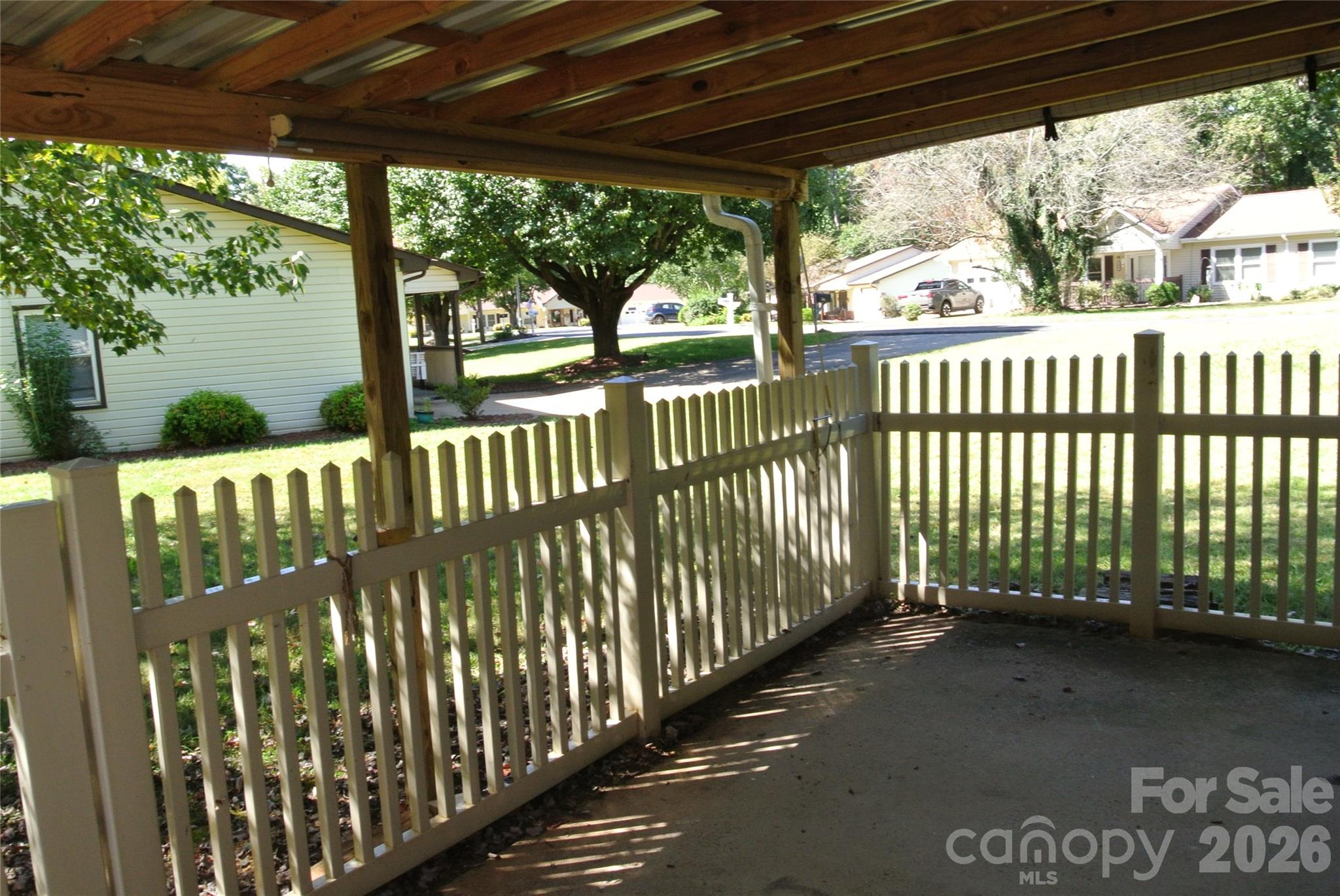 112 Holly Court Property Photo 19