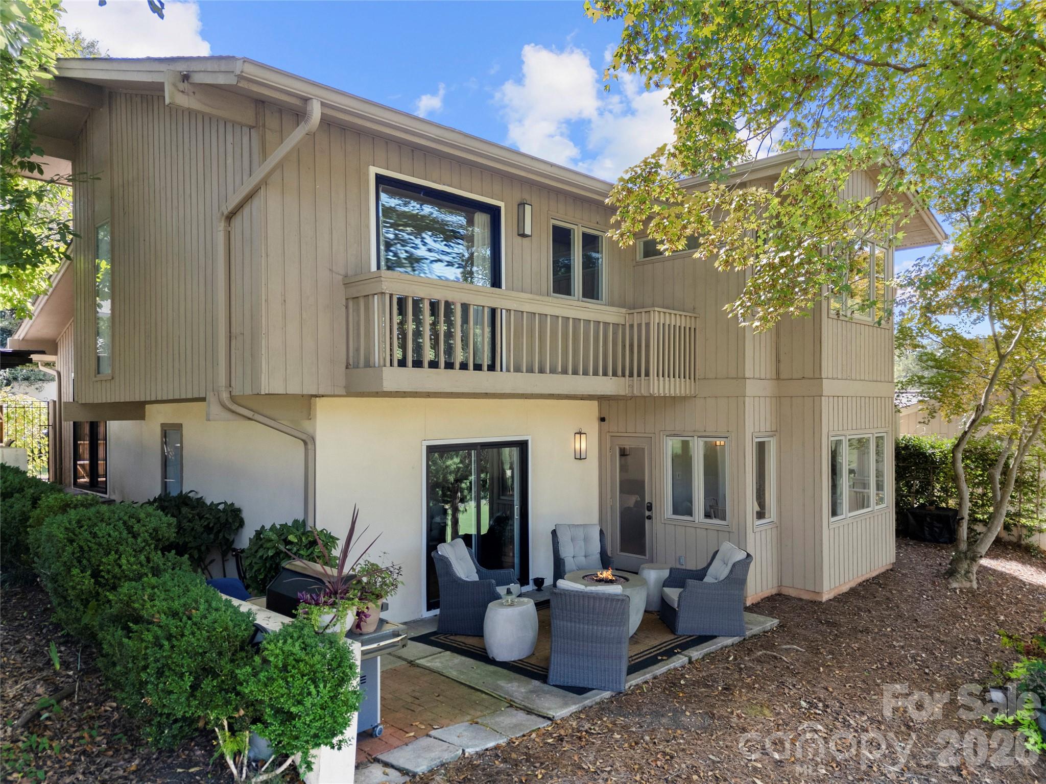 12 Cove Road Property Photo 5