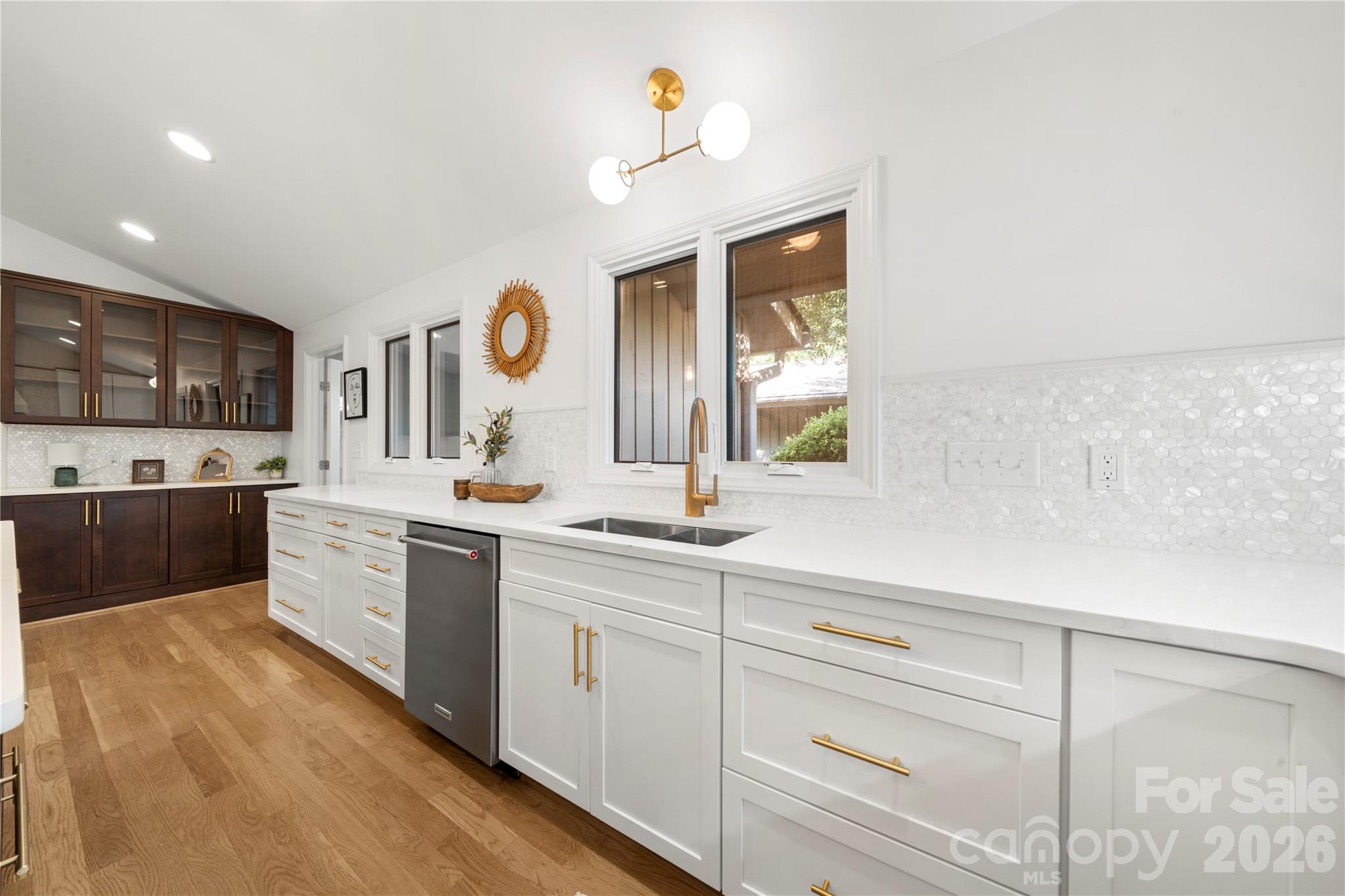 12 Cove Road Property Photo 10