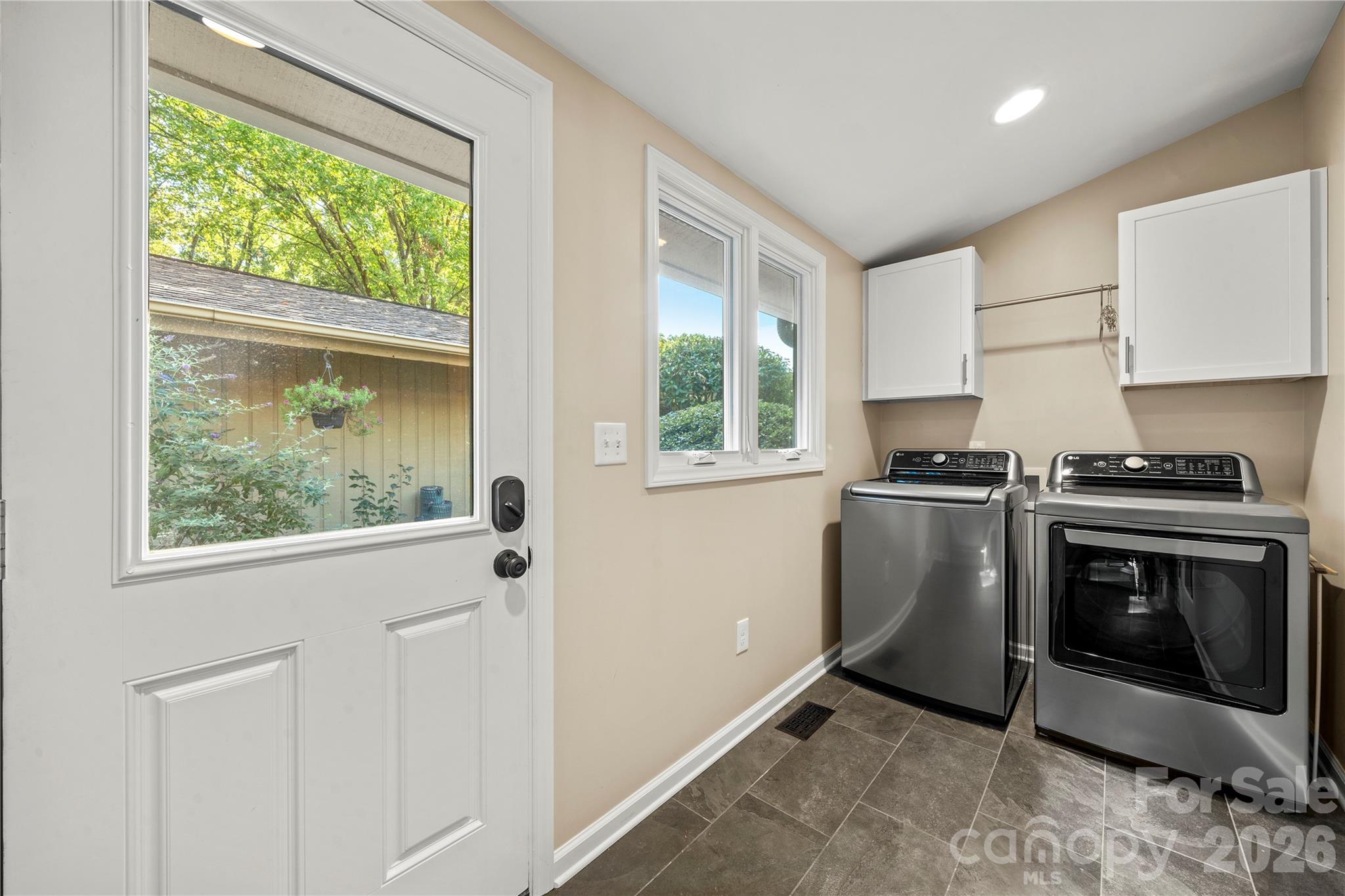 12 Cove Road Property Photo 14