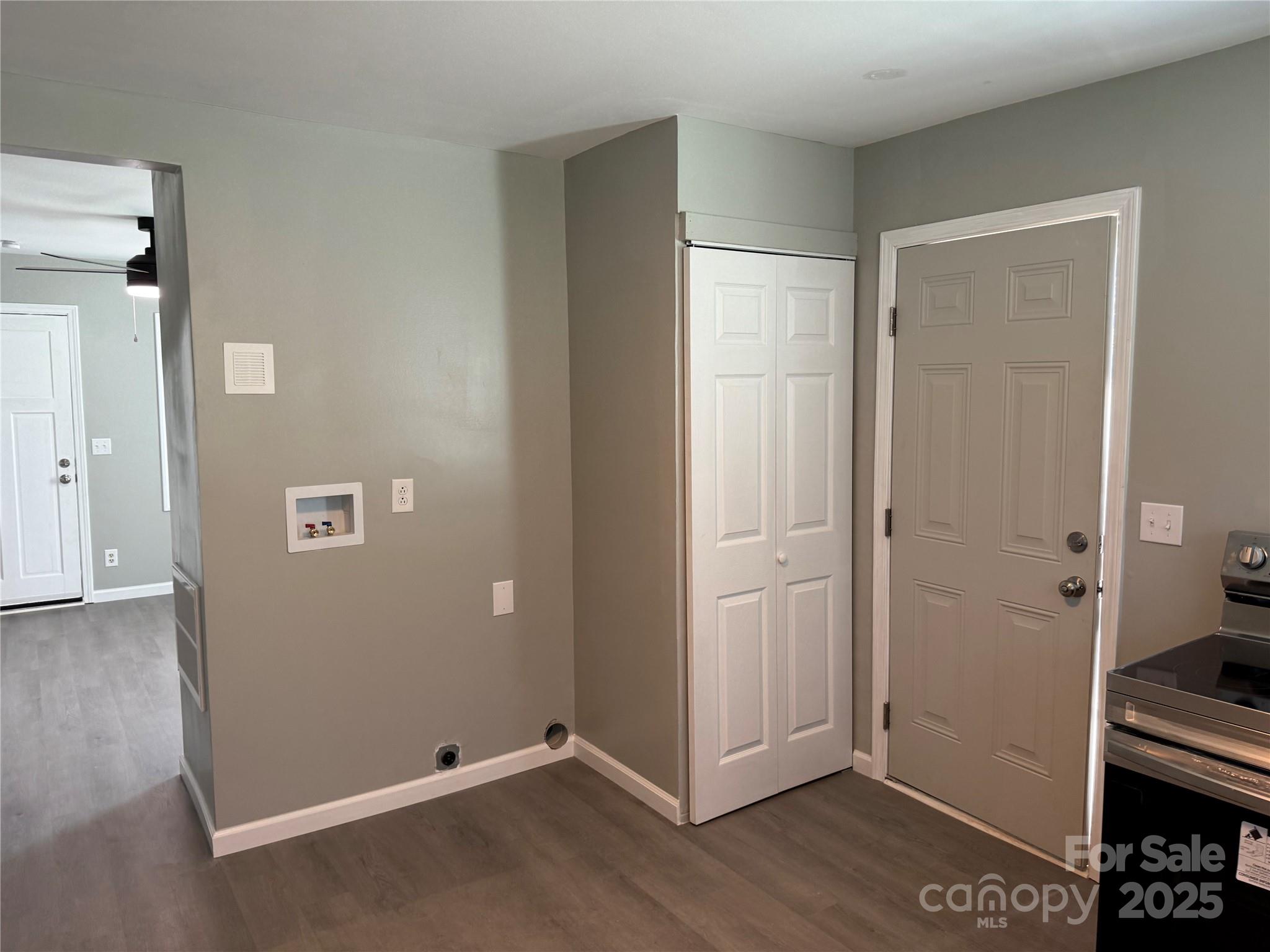 837 Sikes Mill Road Property Photo 5