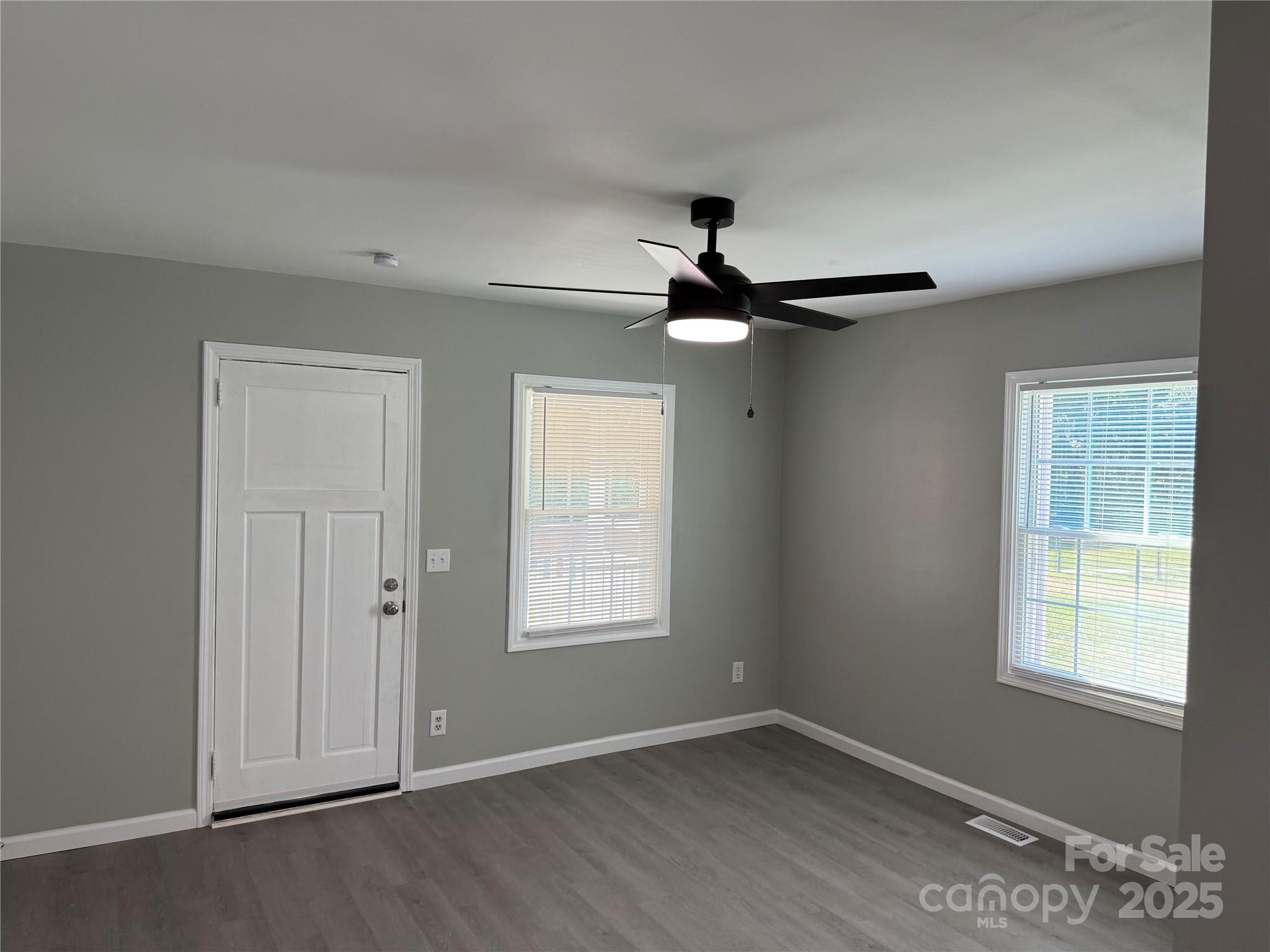 837 Sikes Mill Road Property Photo 6