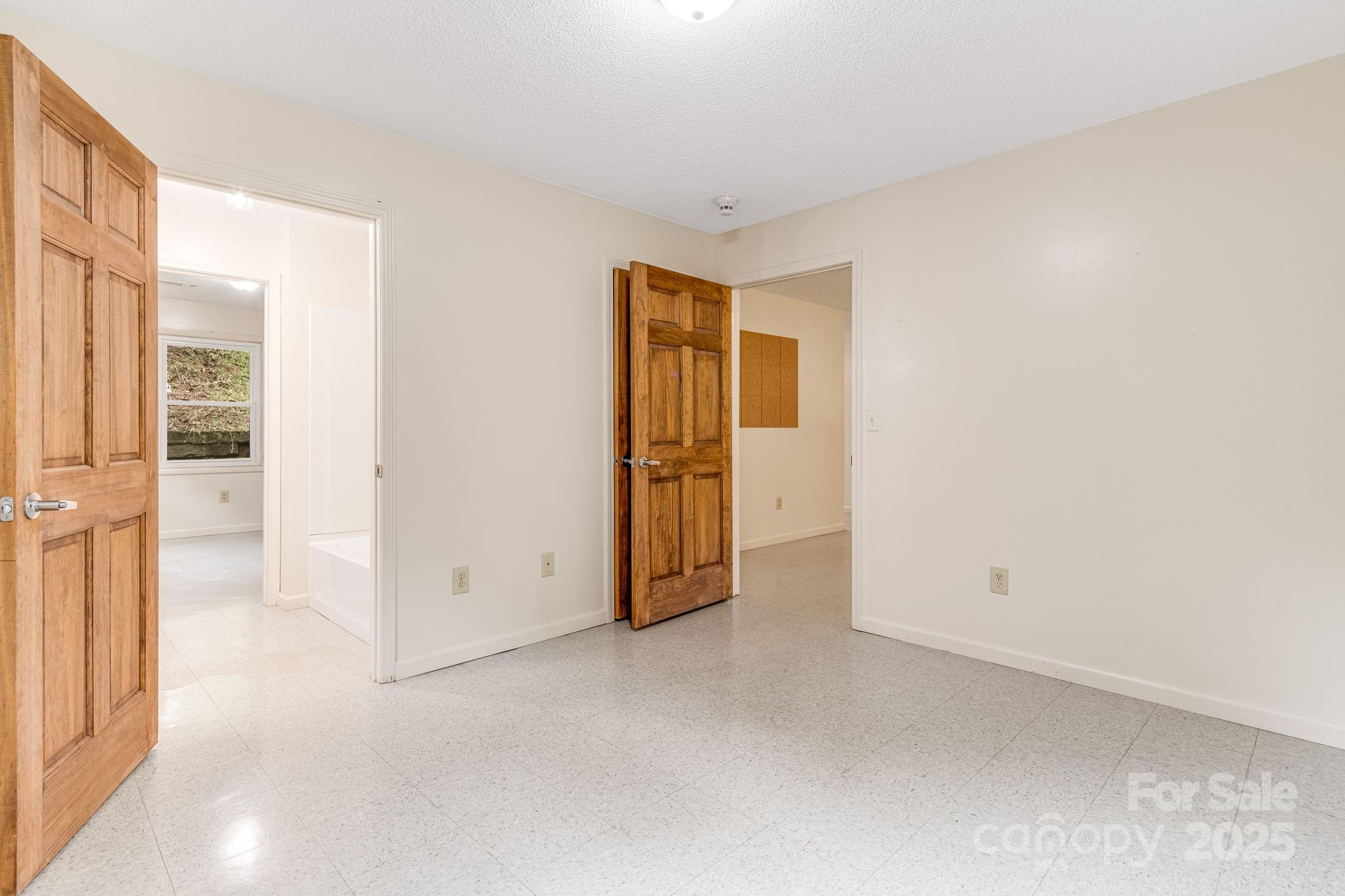 119 Richland Street Property Photo 9