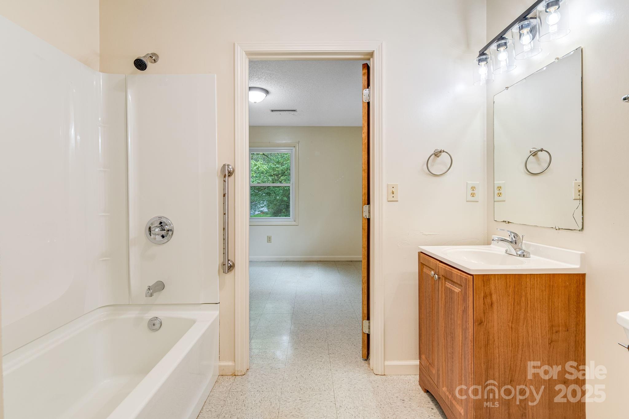 119 Richland Street Property Photo 11