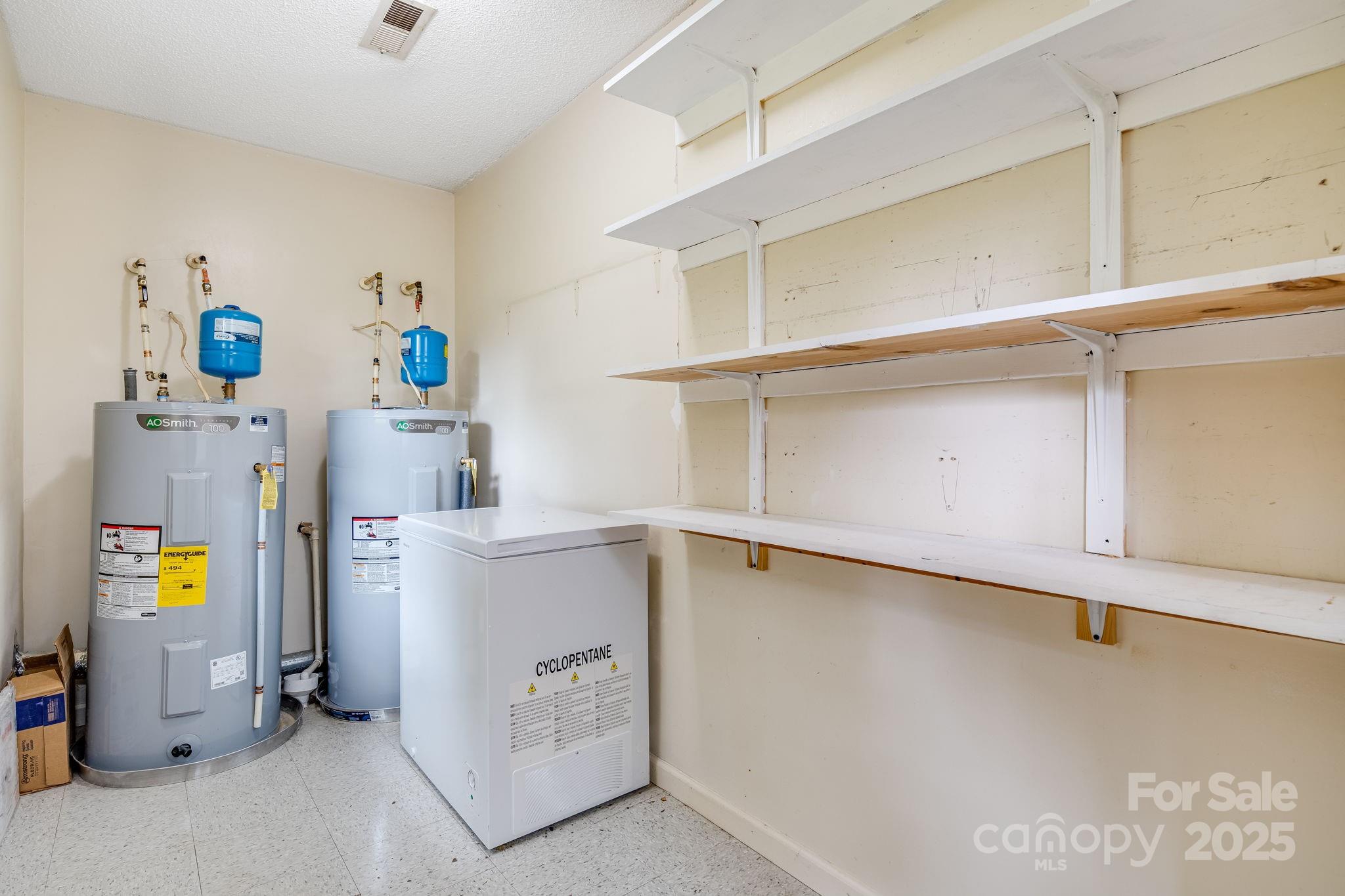 119 Richland Street Property Photo 14