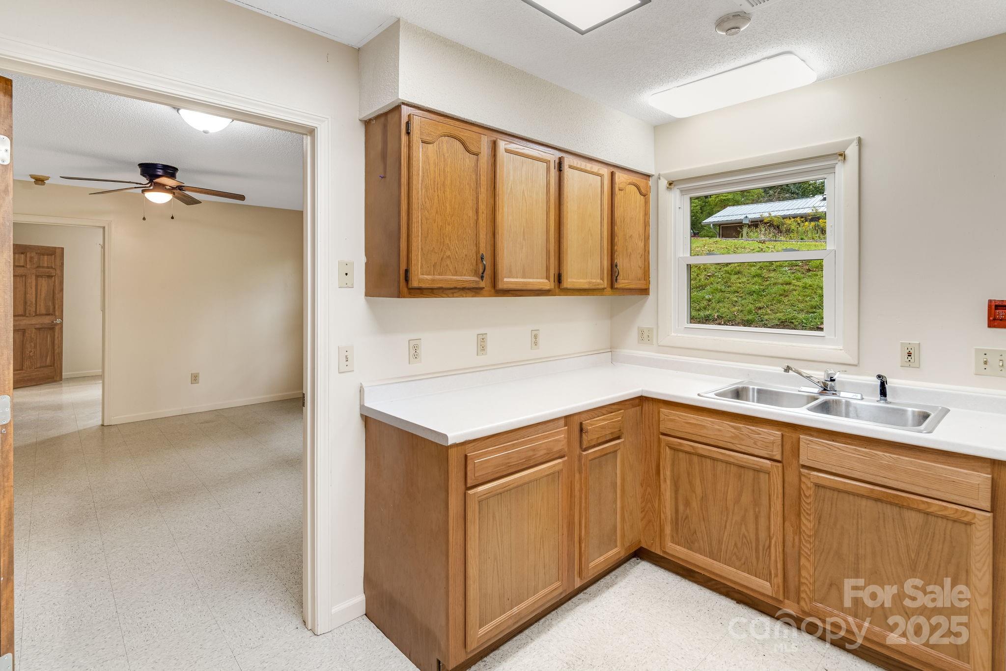 119 Richland Street Property Photo 15