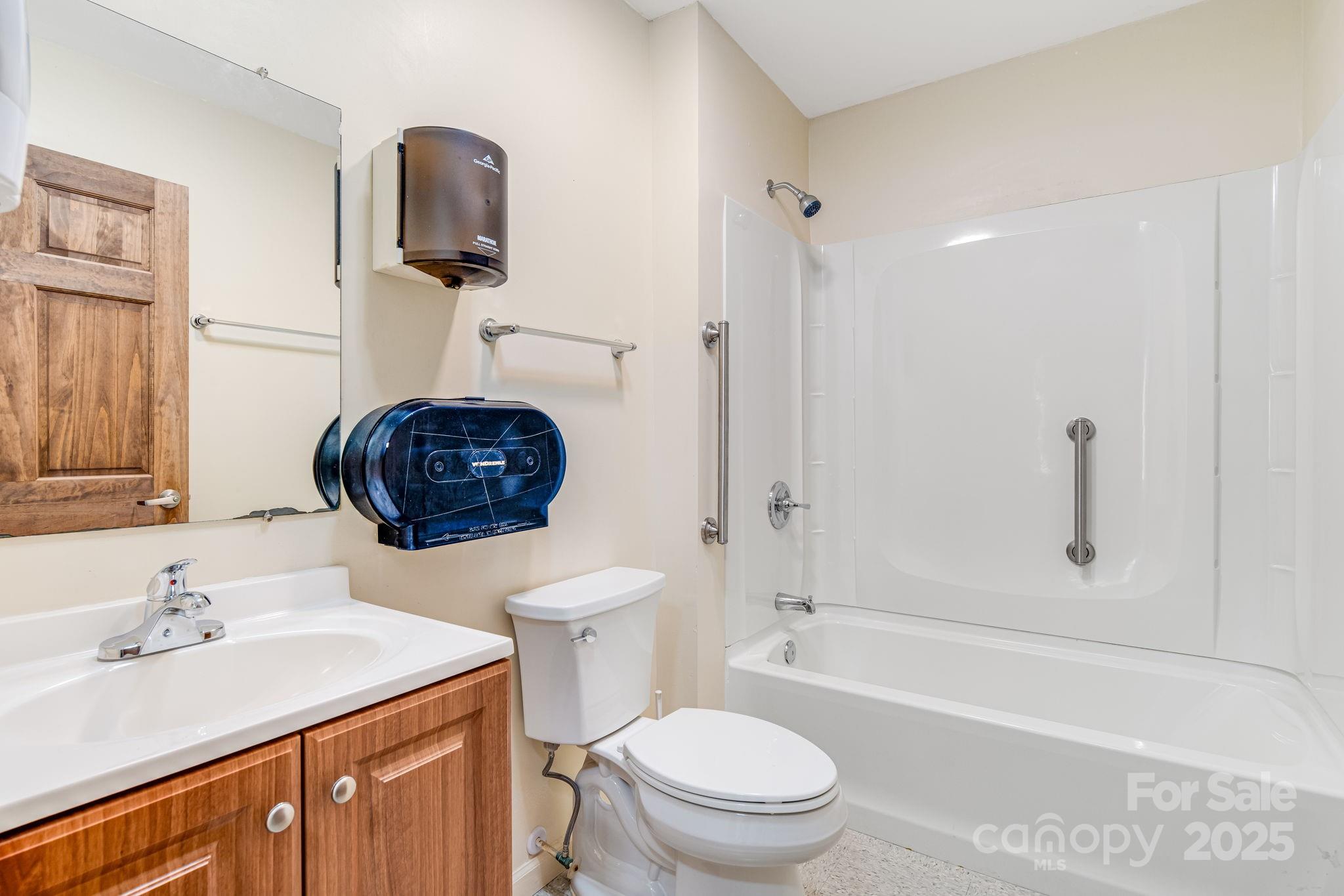 119 Richland Street Property Photo 18