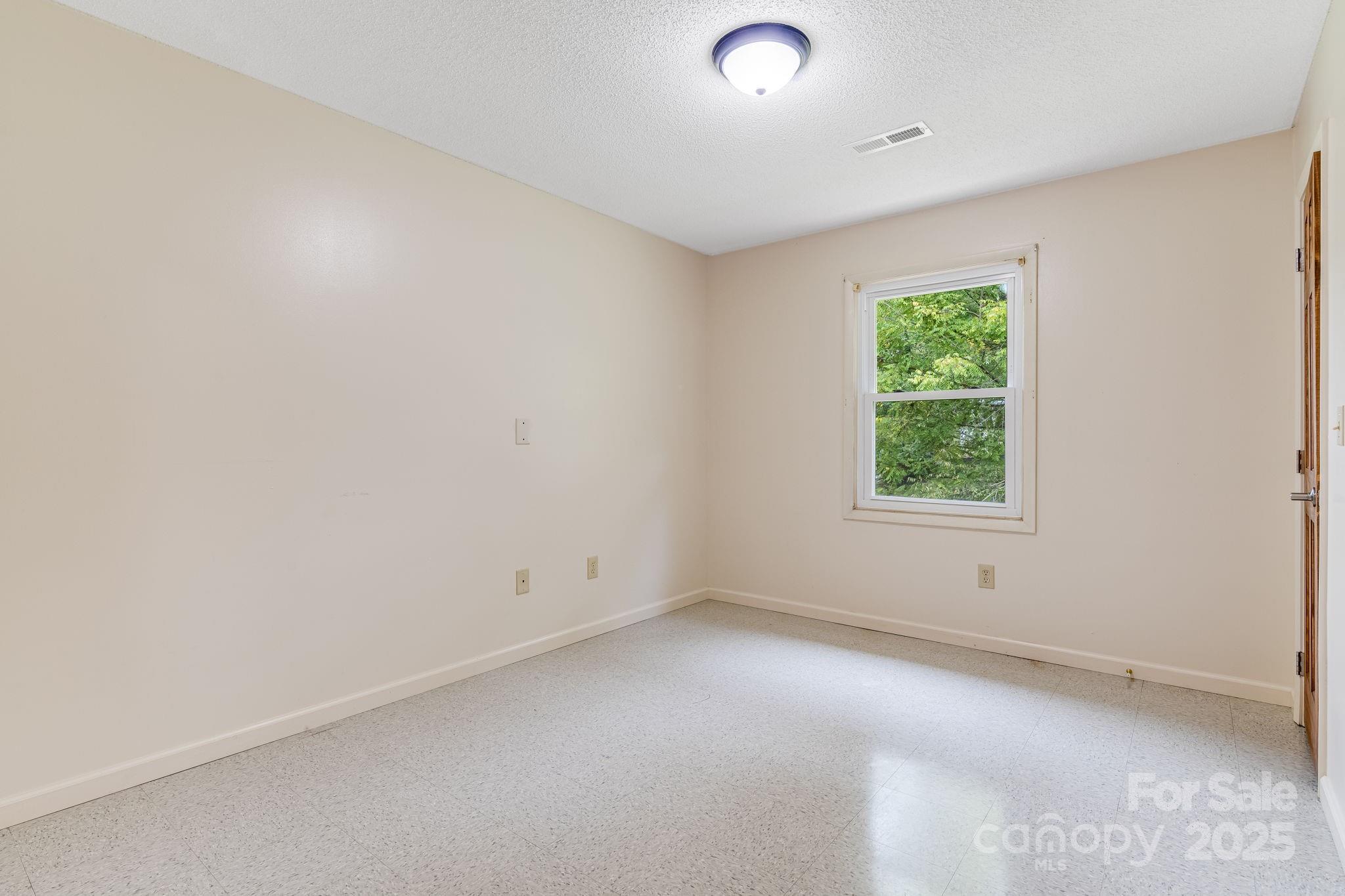 119 Richland Street Property Photo 22