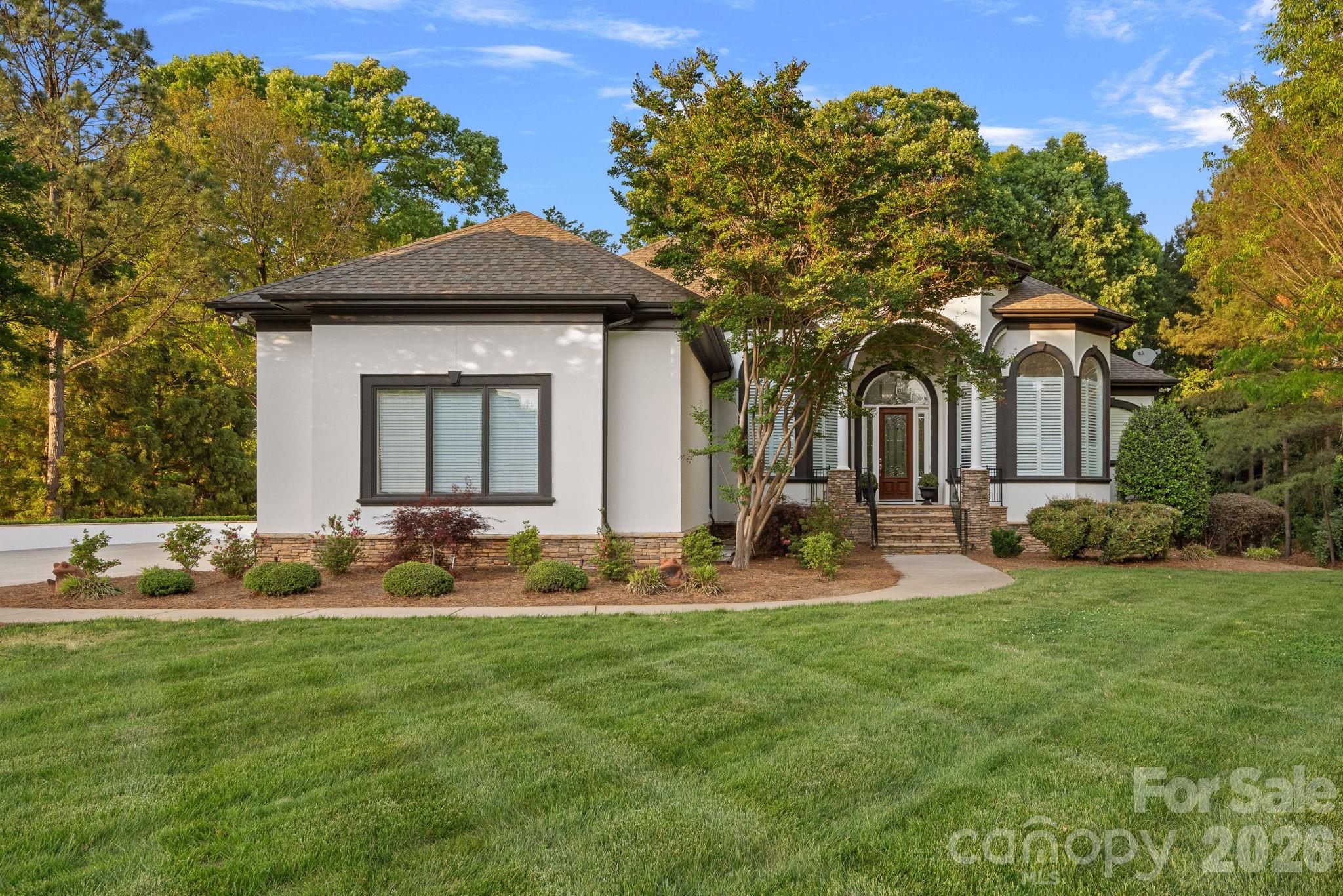 106 Lightship Drive Property Photo 1