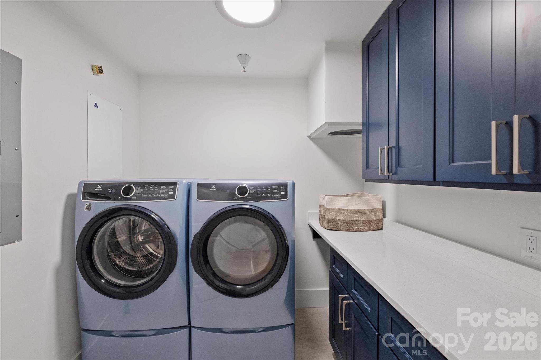 435 S Tryon Street 301 Property Photo 24