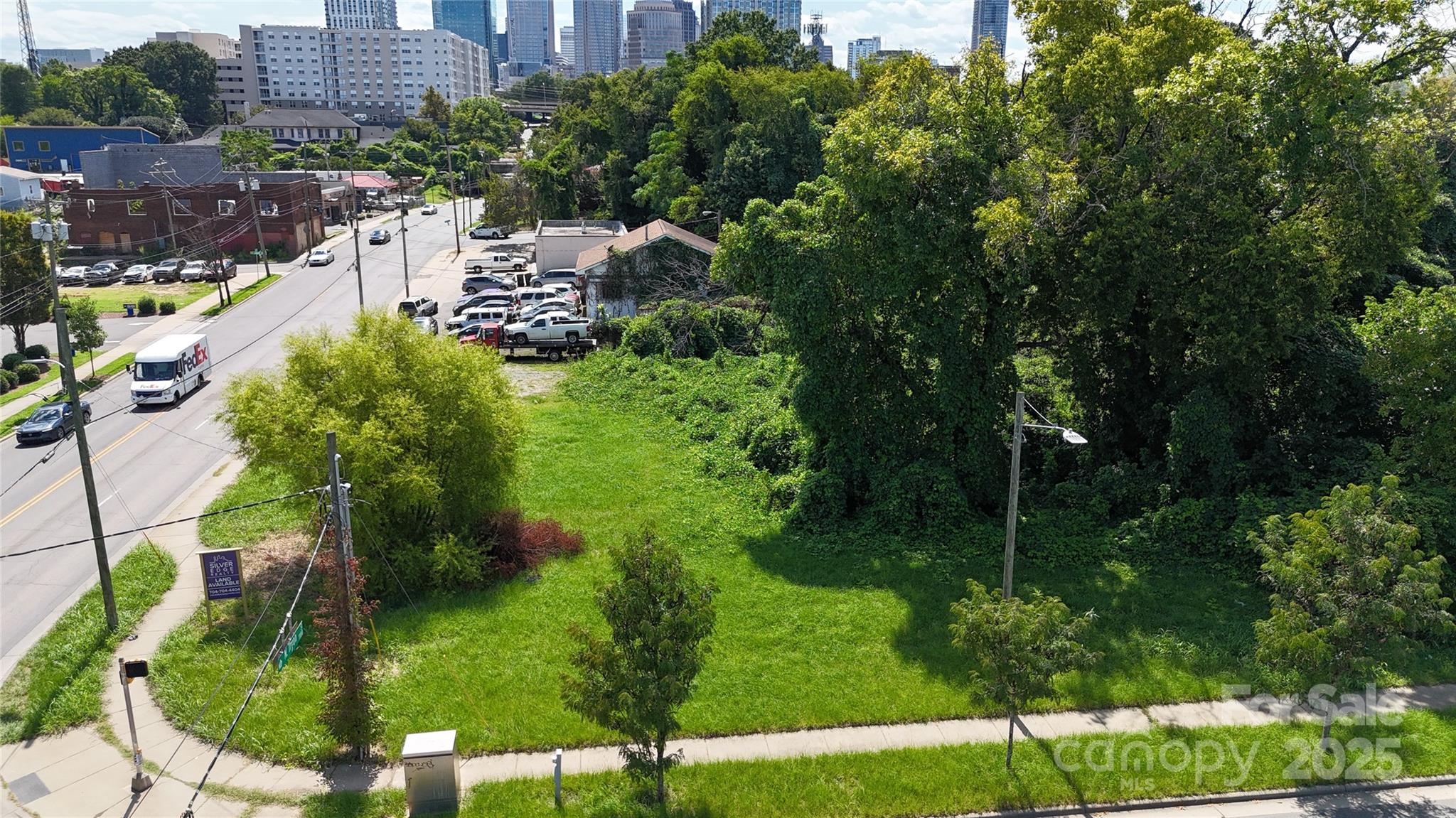 1113 N Tryon Street Property Photo 6