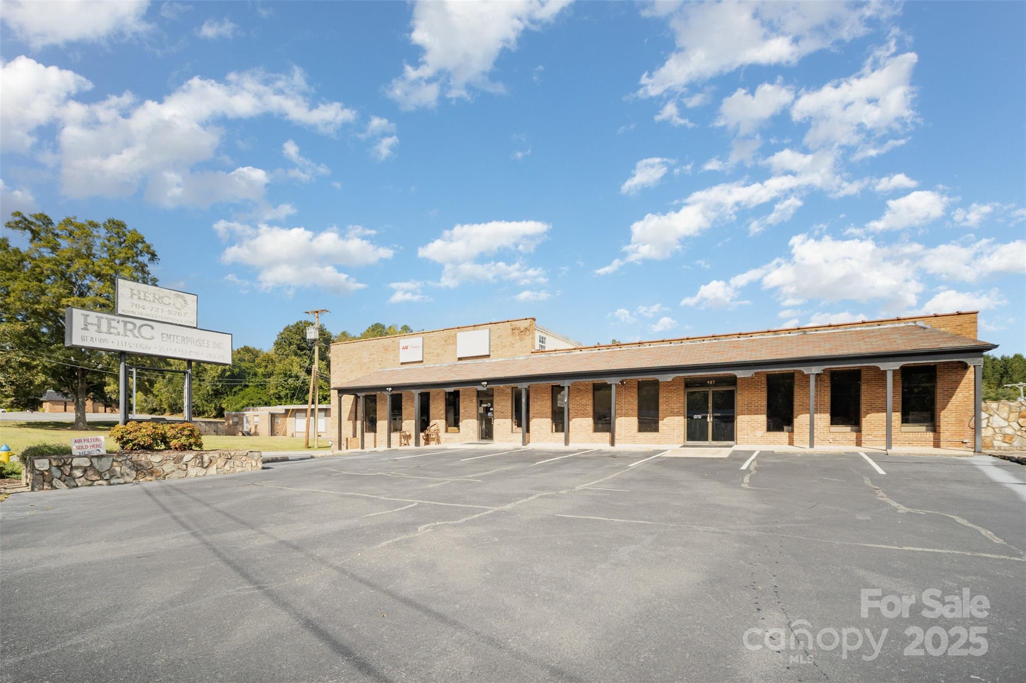 487 Corban Avenue Property Photo 8