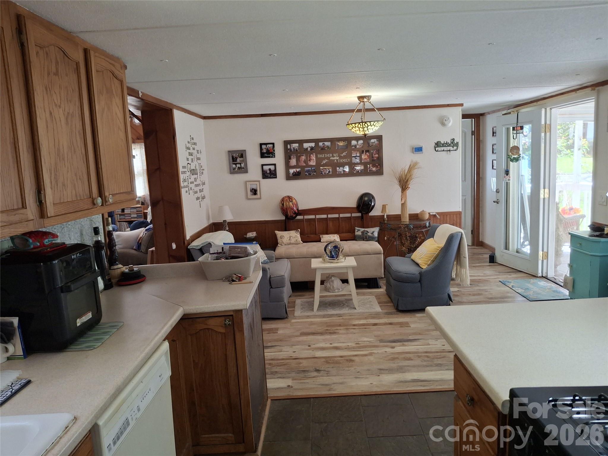 4230 Chimney Rock Road Property Photo 8