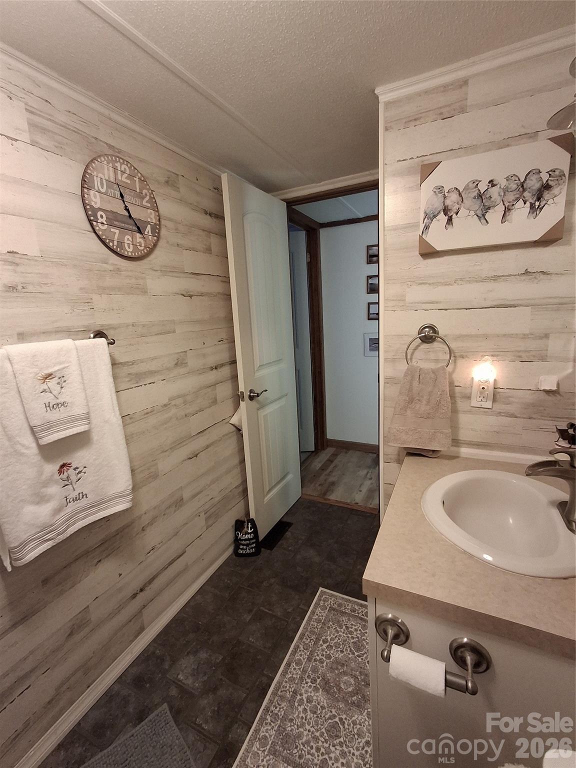 4230 Chimney Rock Road Property Photo 19