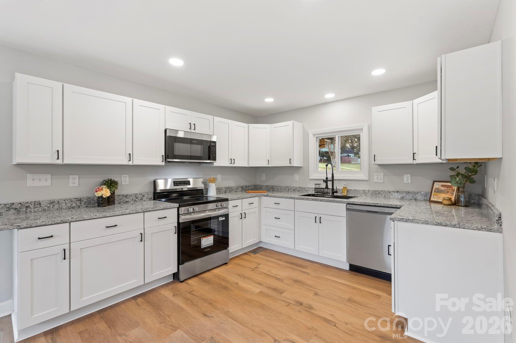274 Hatley Circle Property Photo 15