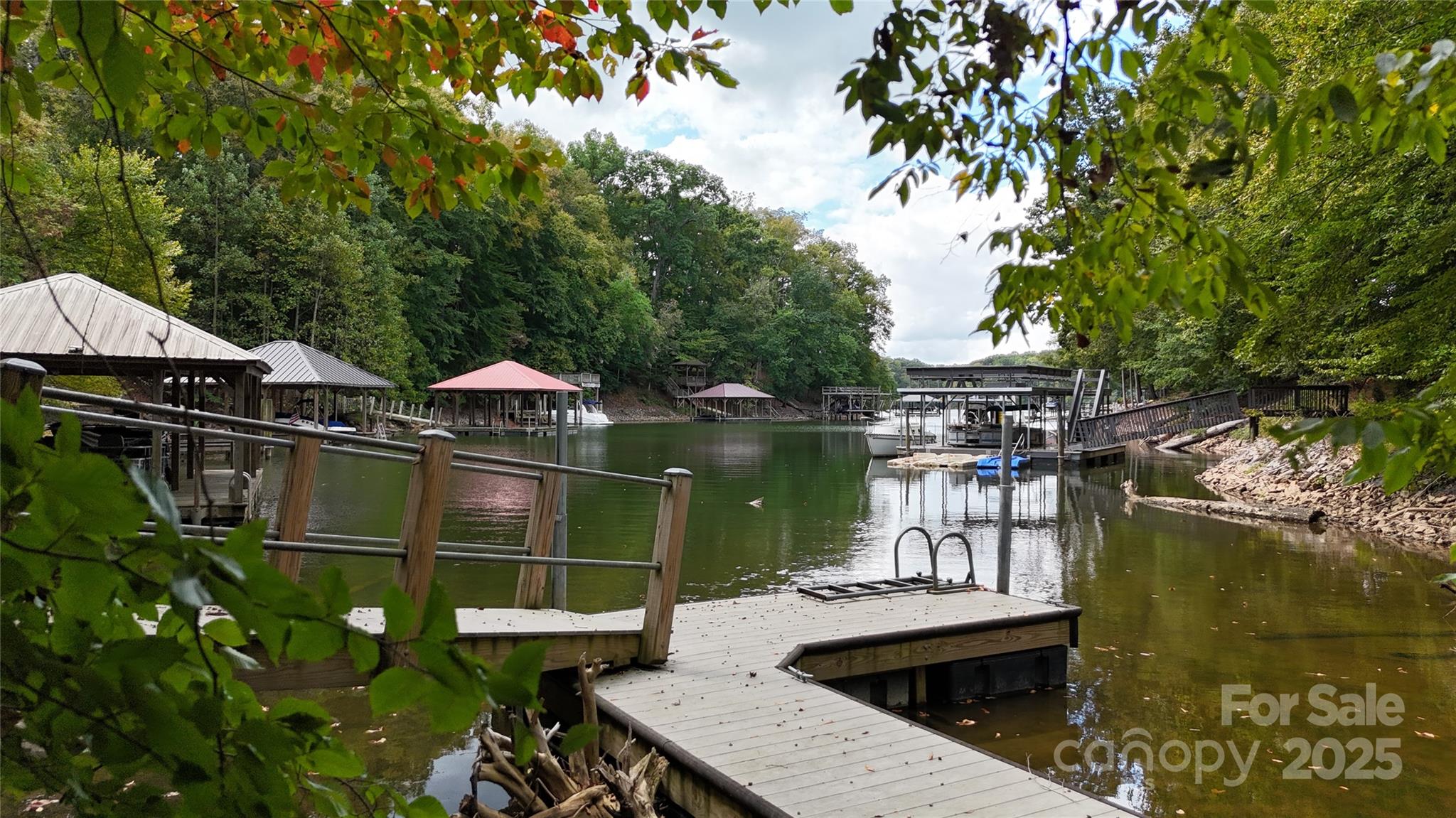204 S Harbor Watch Drive Property Photo 1