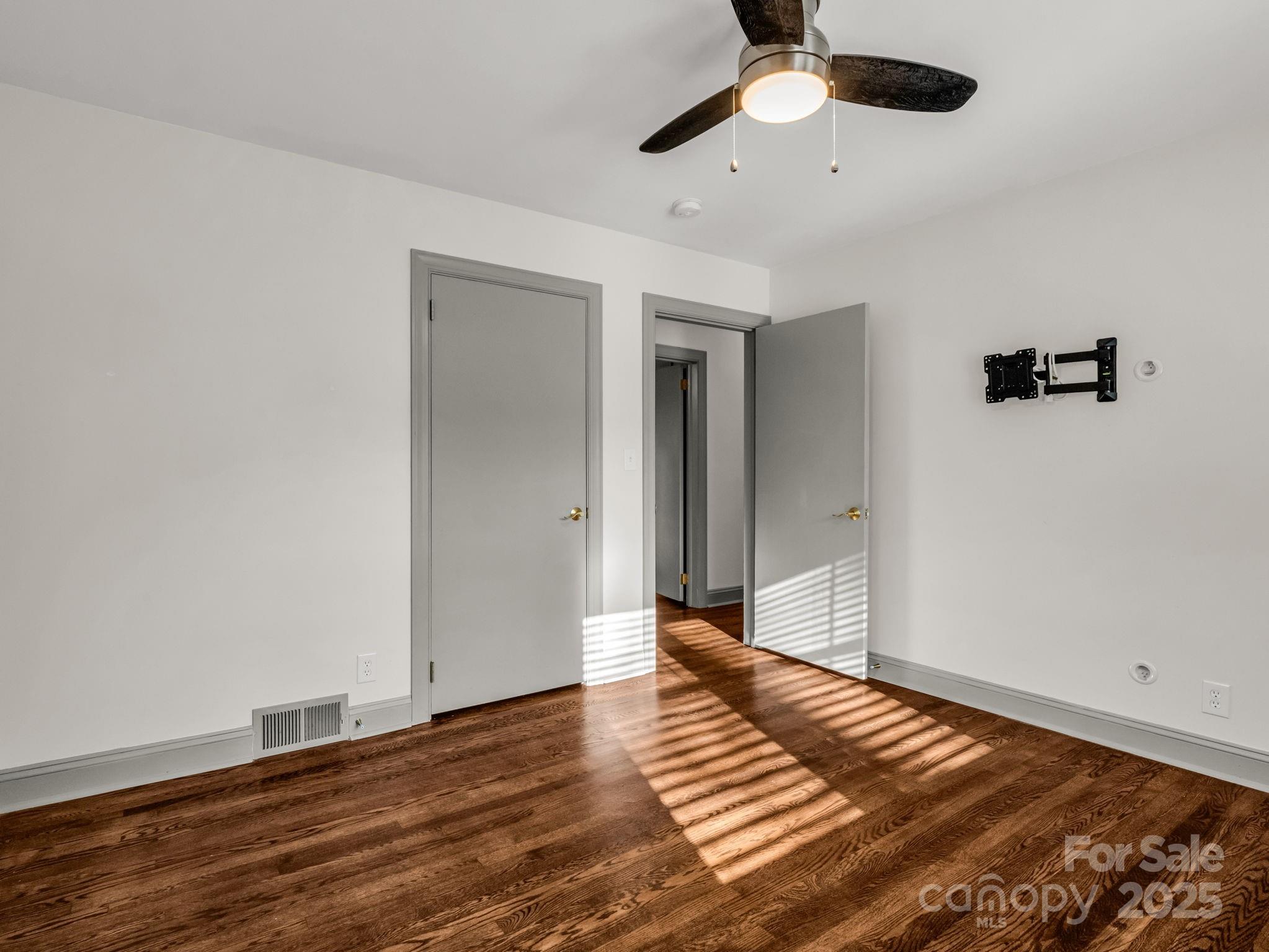 2115 N Stoney View Court Property Photo 30