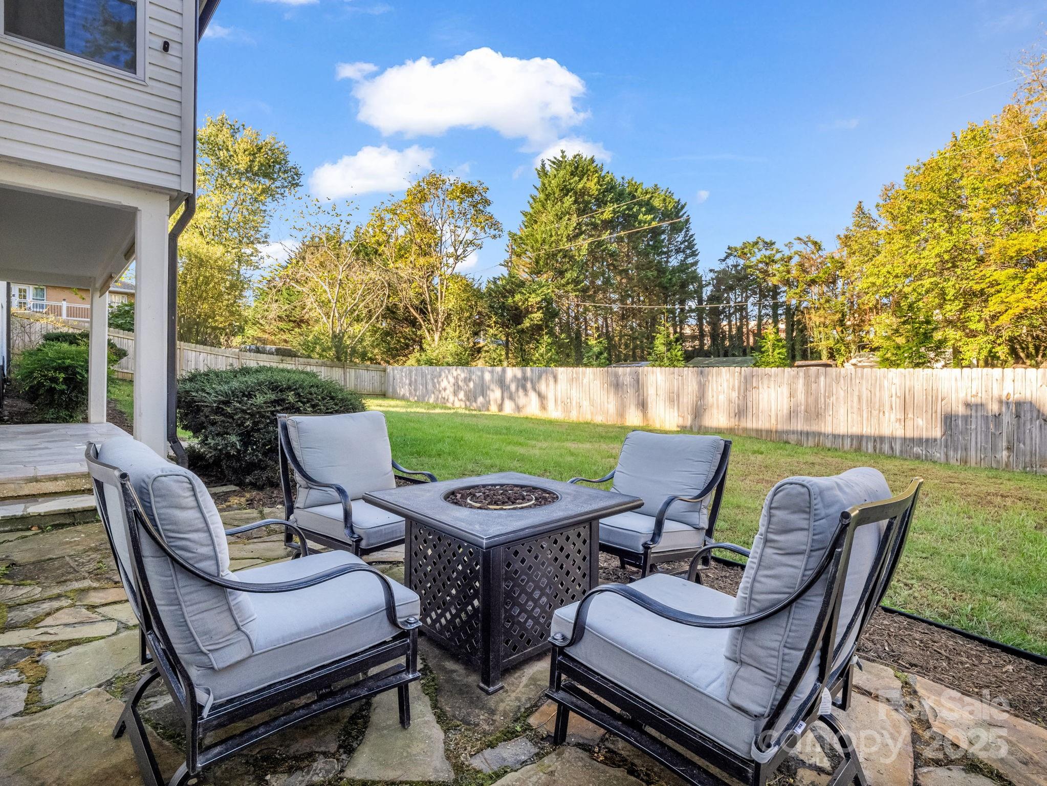 2115 N Stoney View Court Property Photo 43
