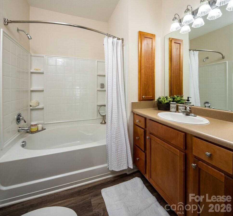 117 Abberly Green Boulevard Shanley I W/ Garage Property Photo 17