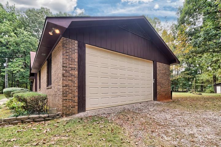 3966 Red Doc Road Property Photo 4