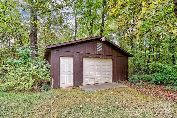 3966 Red Doc Road Property Photo 11