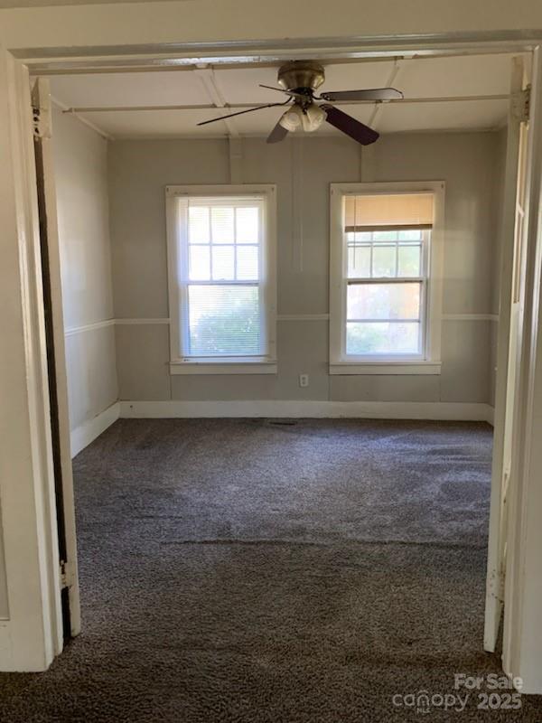 405 S Yates Street Property Photo 9