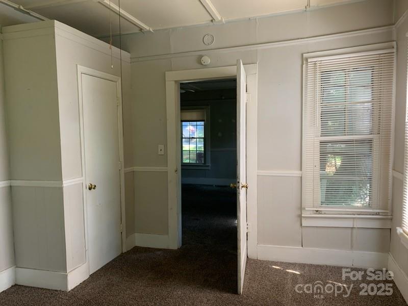 405 S Yates Street Property Photo 17