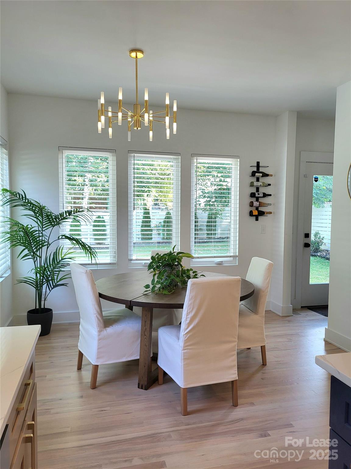 1932 St Mark Street Property Photo 6