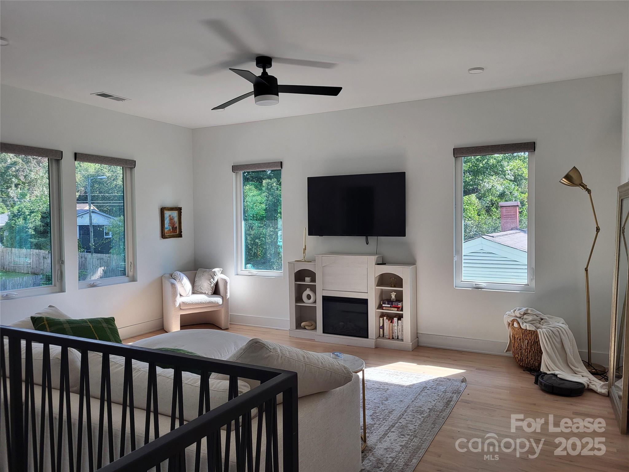 1932 St Mark Street Property Photo 13