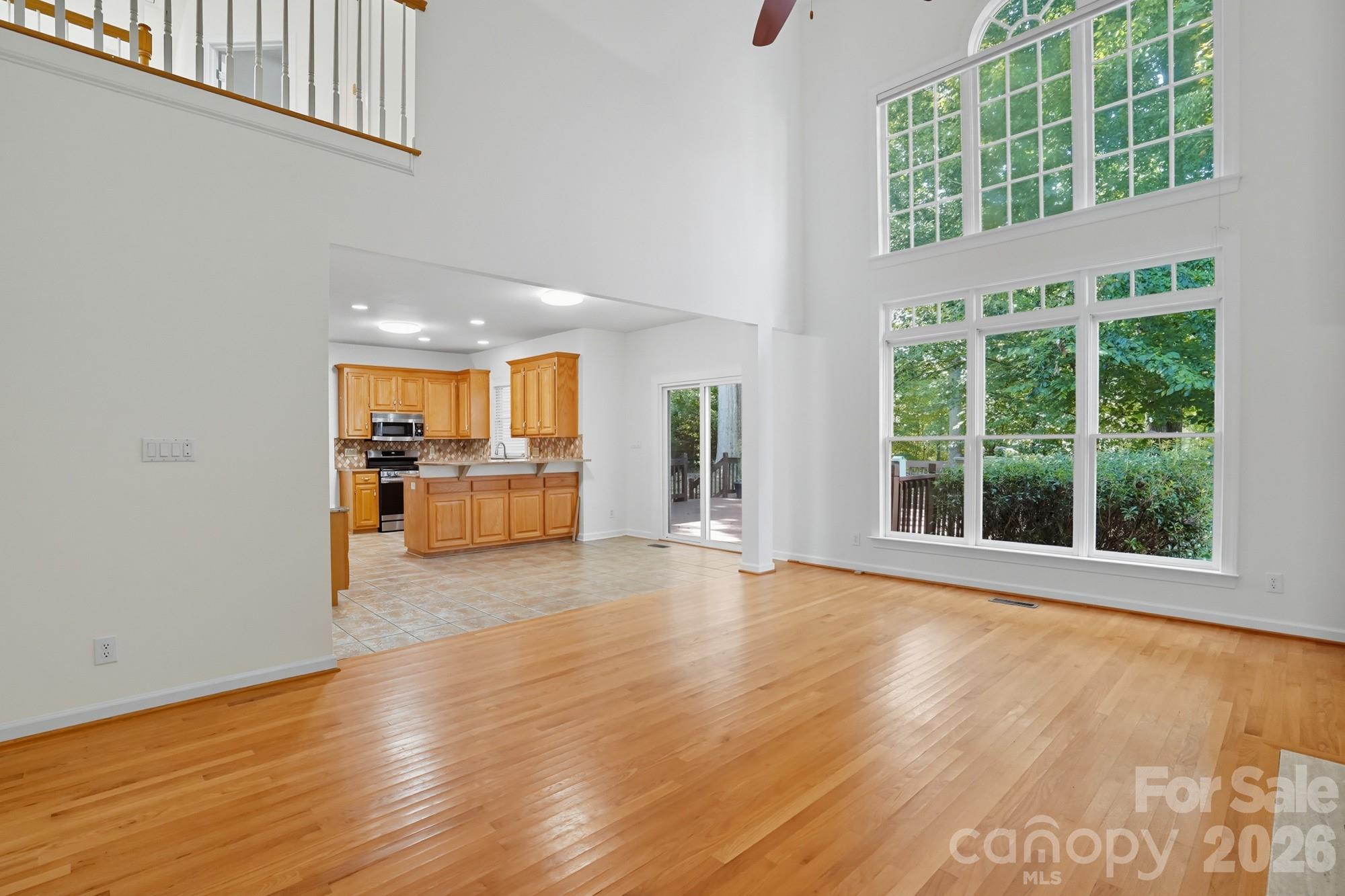 8016 Painted Pony Court Property Photo 8