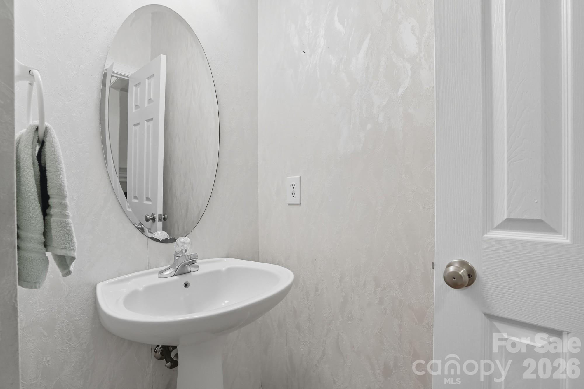 8016 Painted Pony Court Property Photo 18