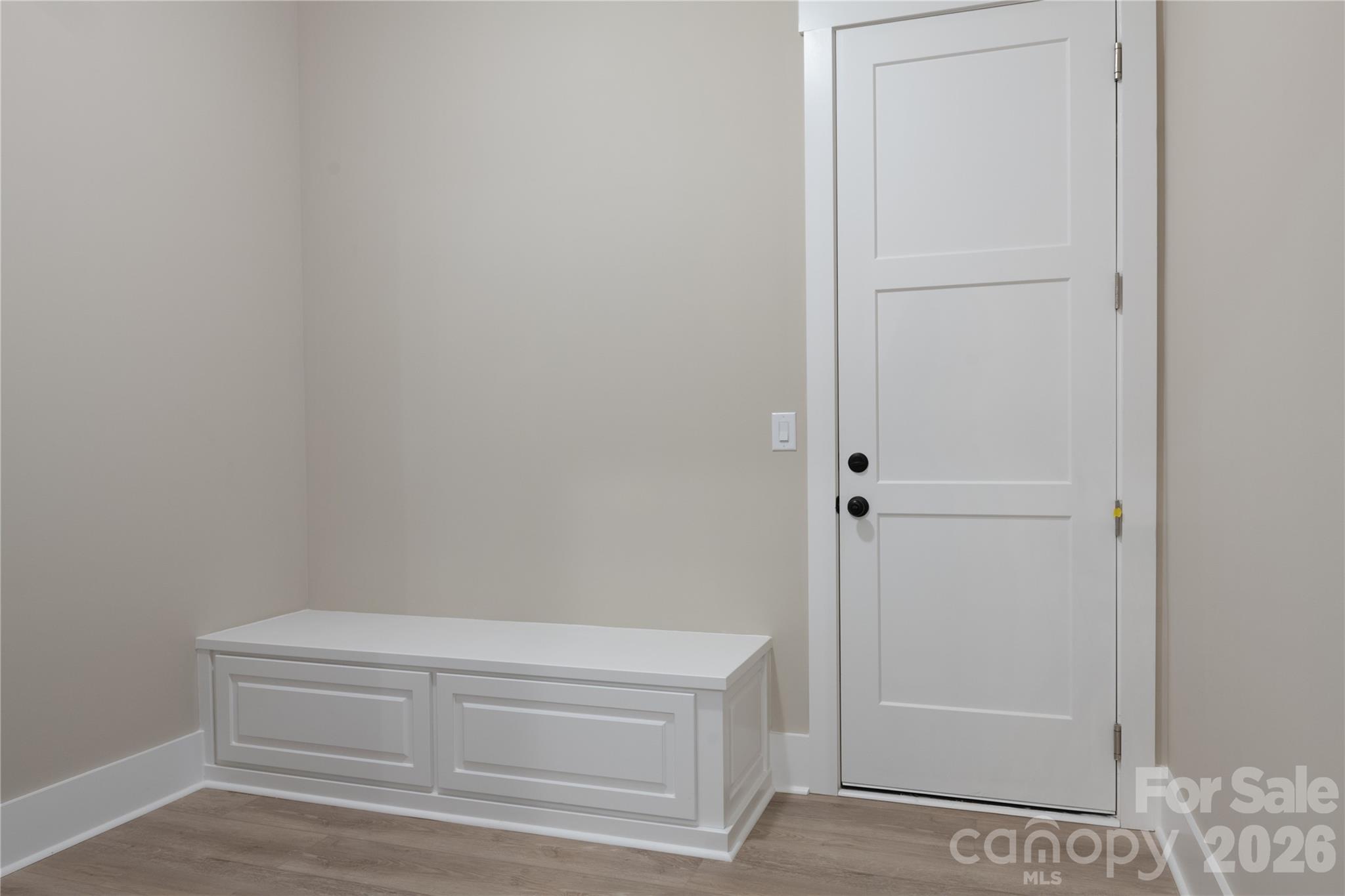 4488 Mirror Lake Drive Property Photo 17