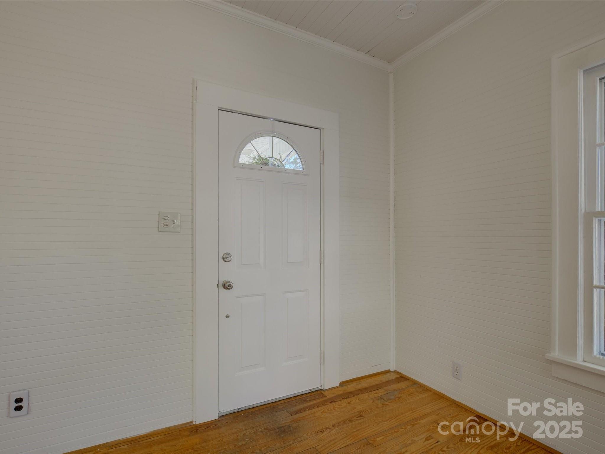 305 Park Drive Property Photo 7