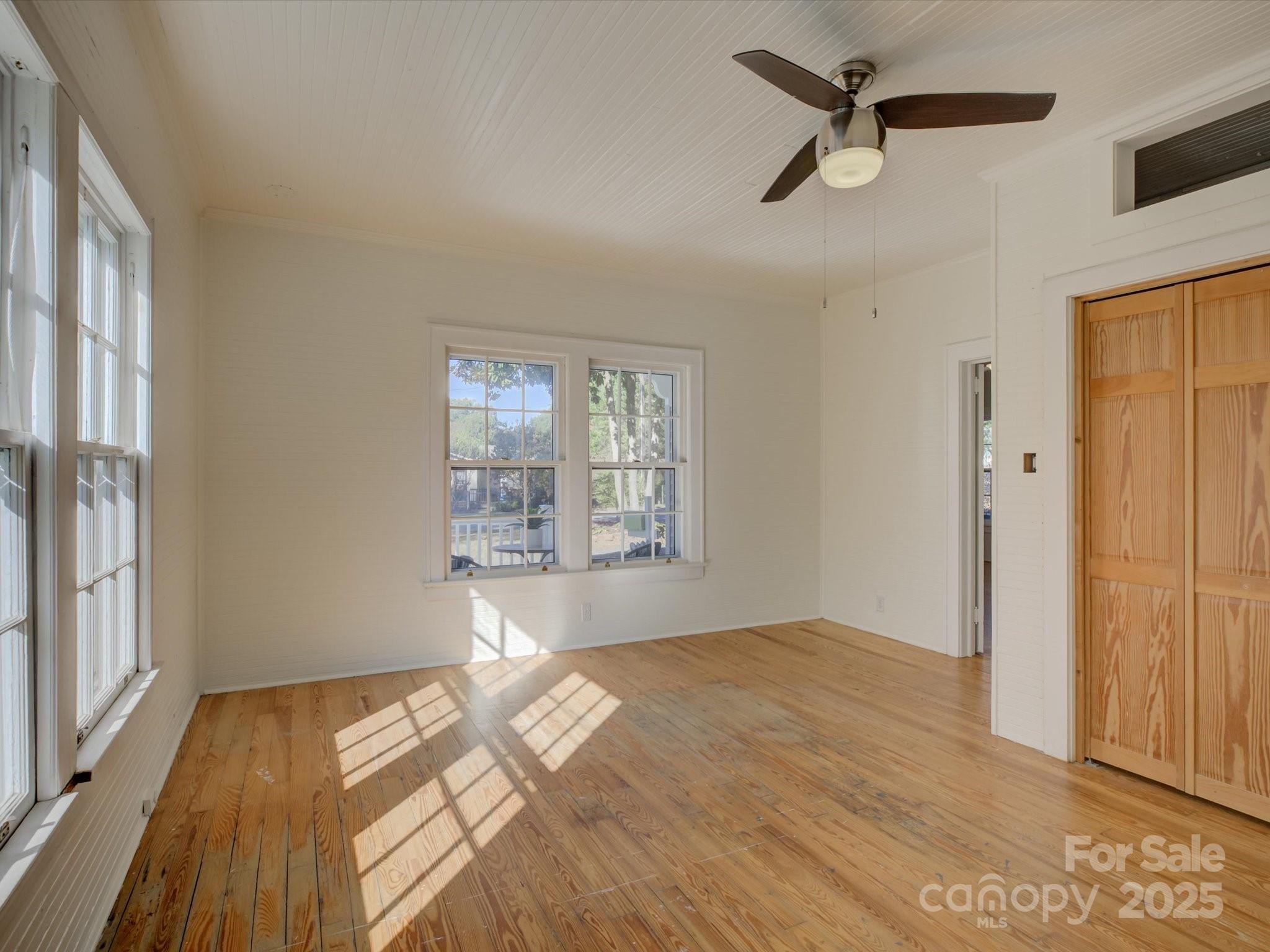 305 Park Drive Property Photo 24