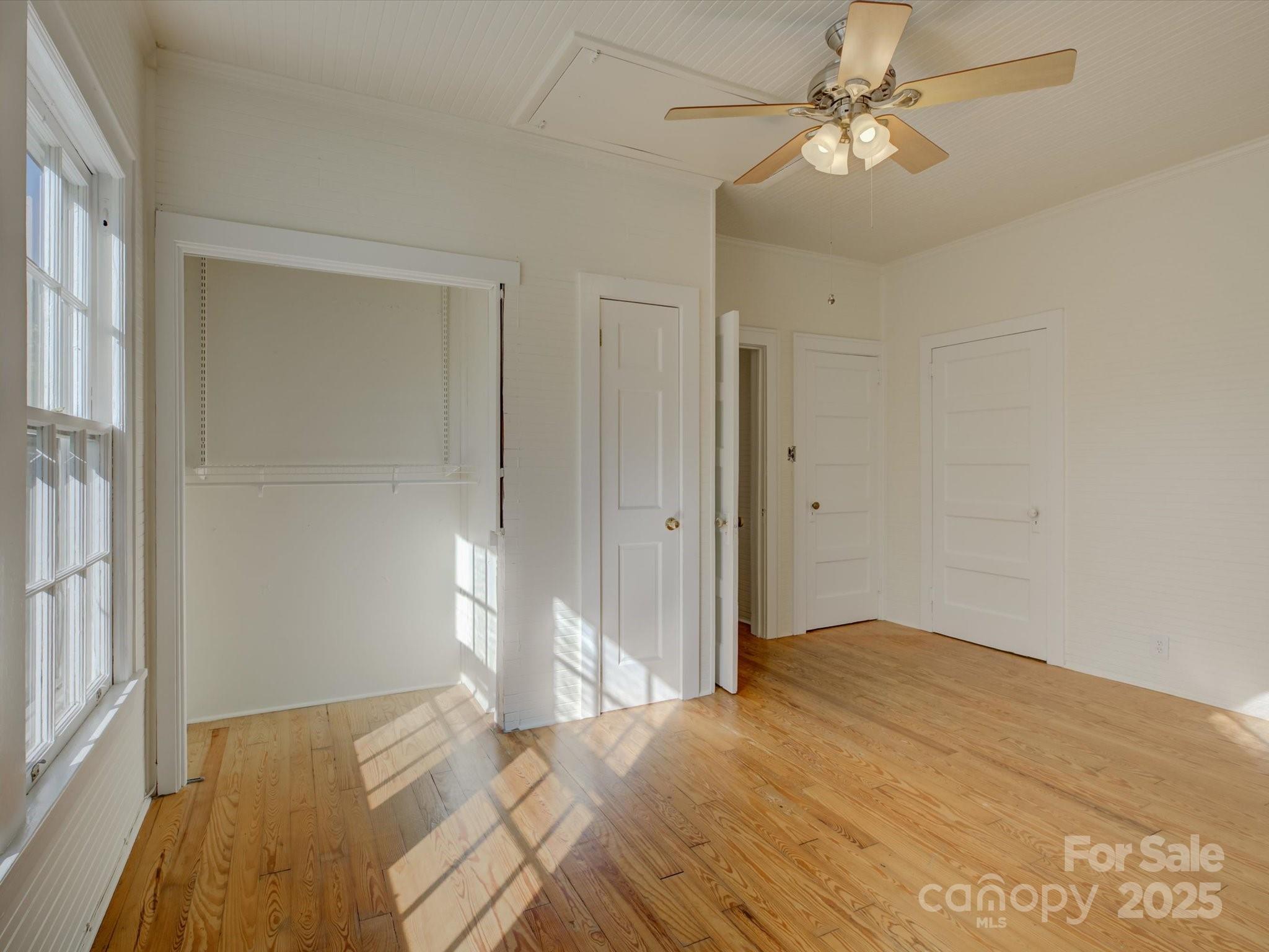 305 Park Drive Property Photo 30