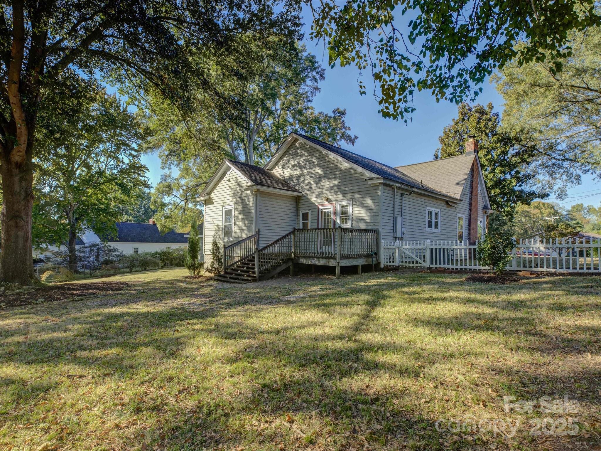 305 Park Drive Property Photo 38