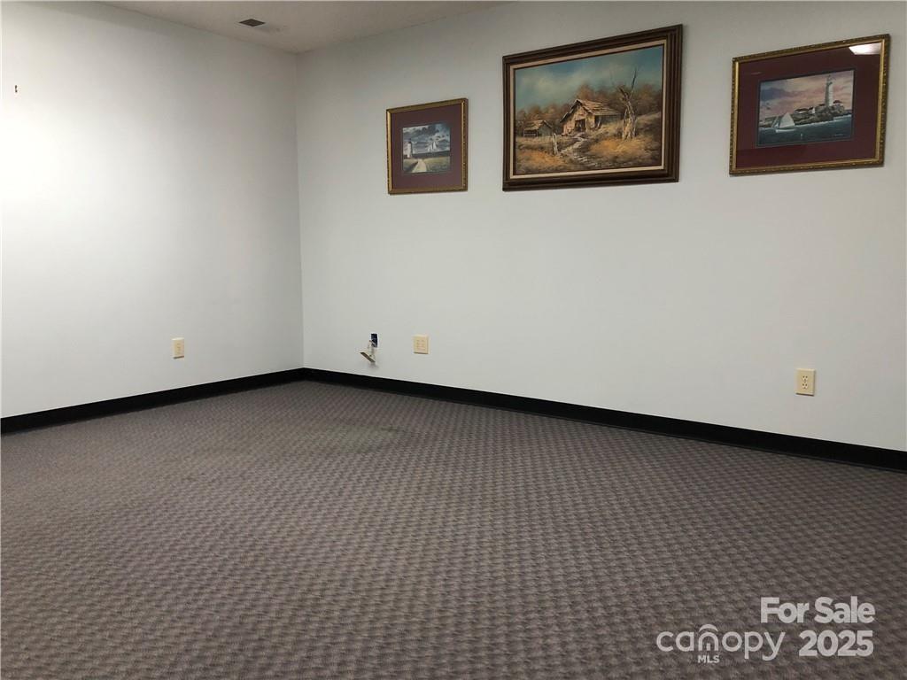 190 Joshua Court Property Photo 11