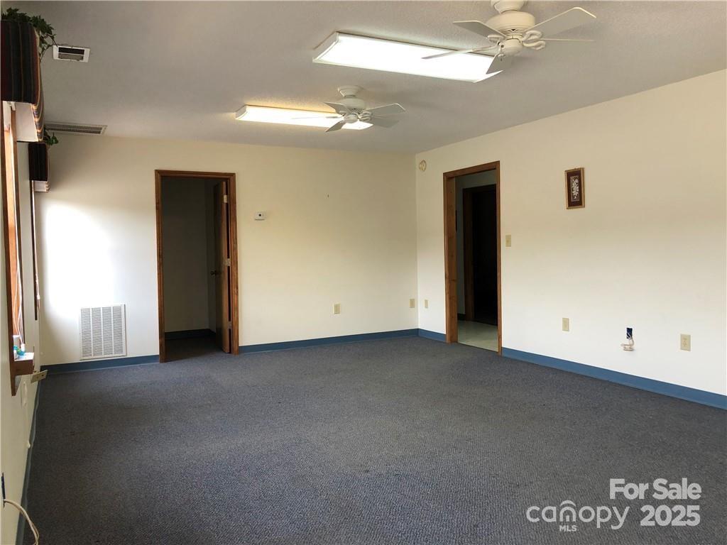 190 Joshua Court Property Photo 12