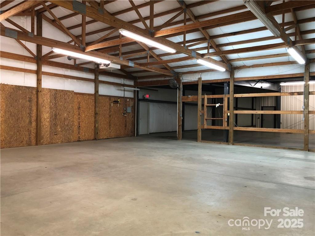 190 Joshua Court Property Photo 19