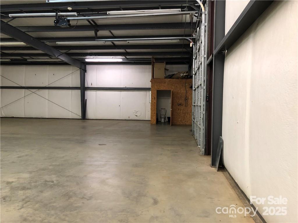 190 Joshua Court Property Photo 29