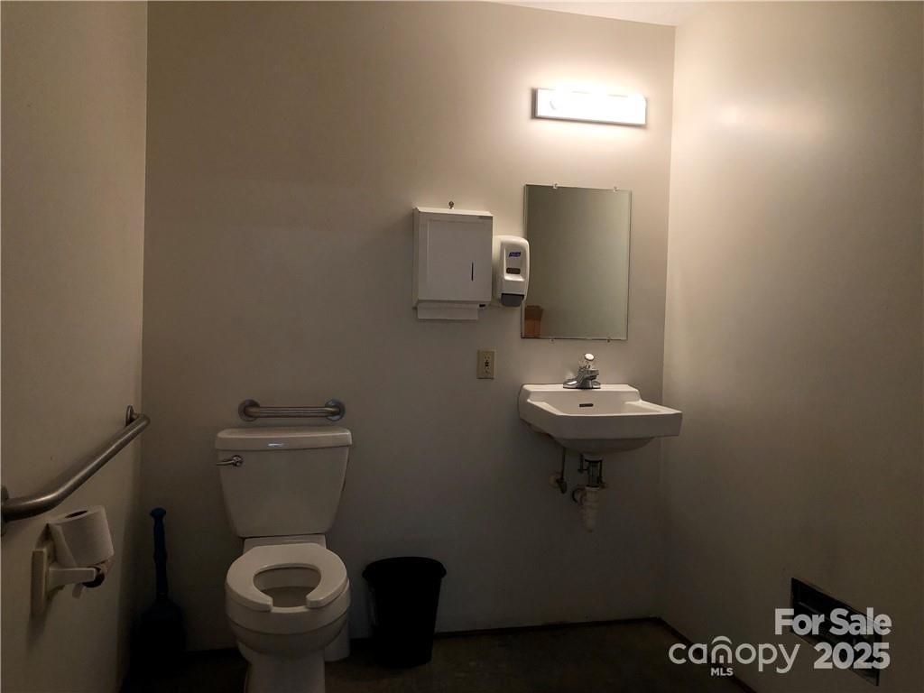 190 Joshua Court Property Photo 30